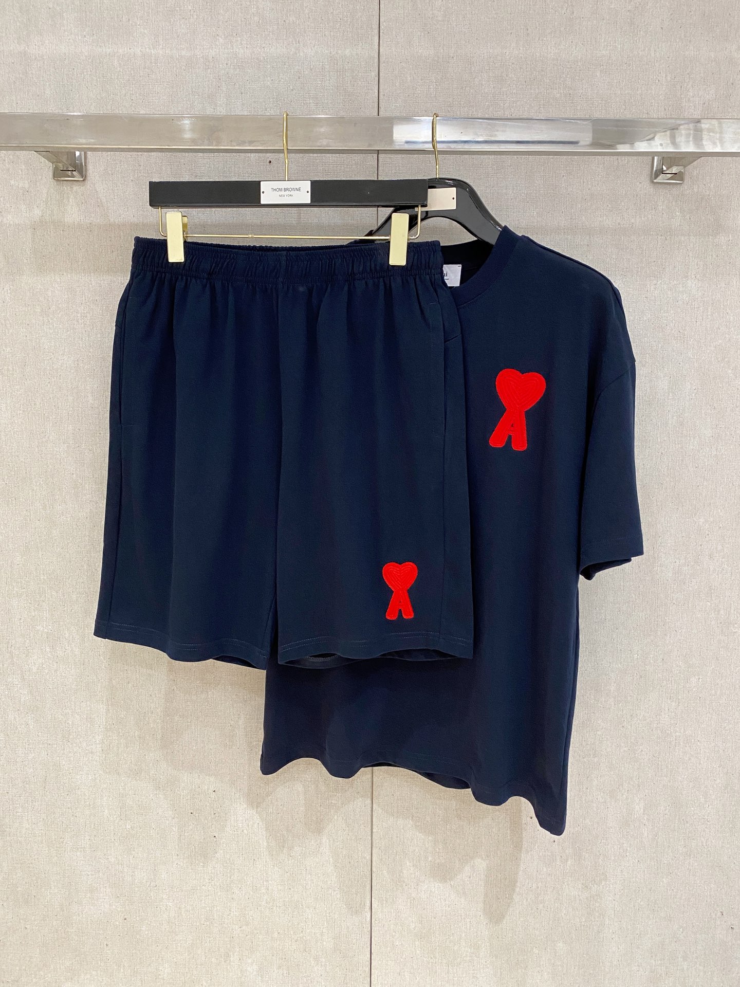 Ami Alexandre Mattiussi Heavyweight Cotton Tee & Shorts Set - Unisex 6 i1748358415294 7421 0 4