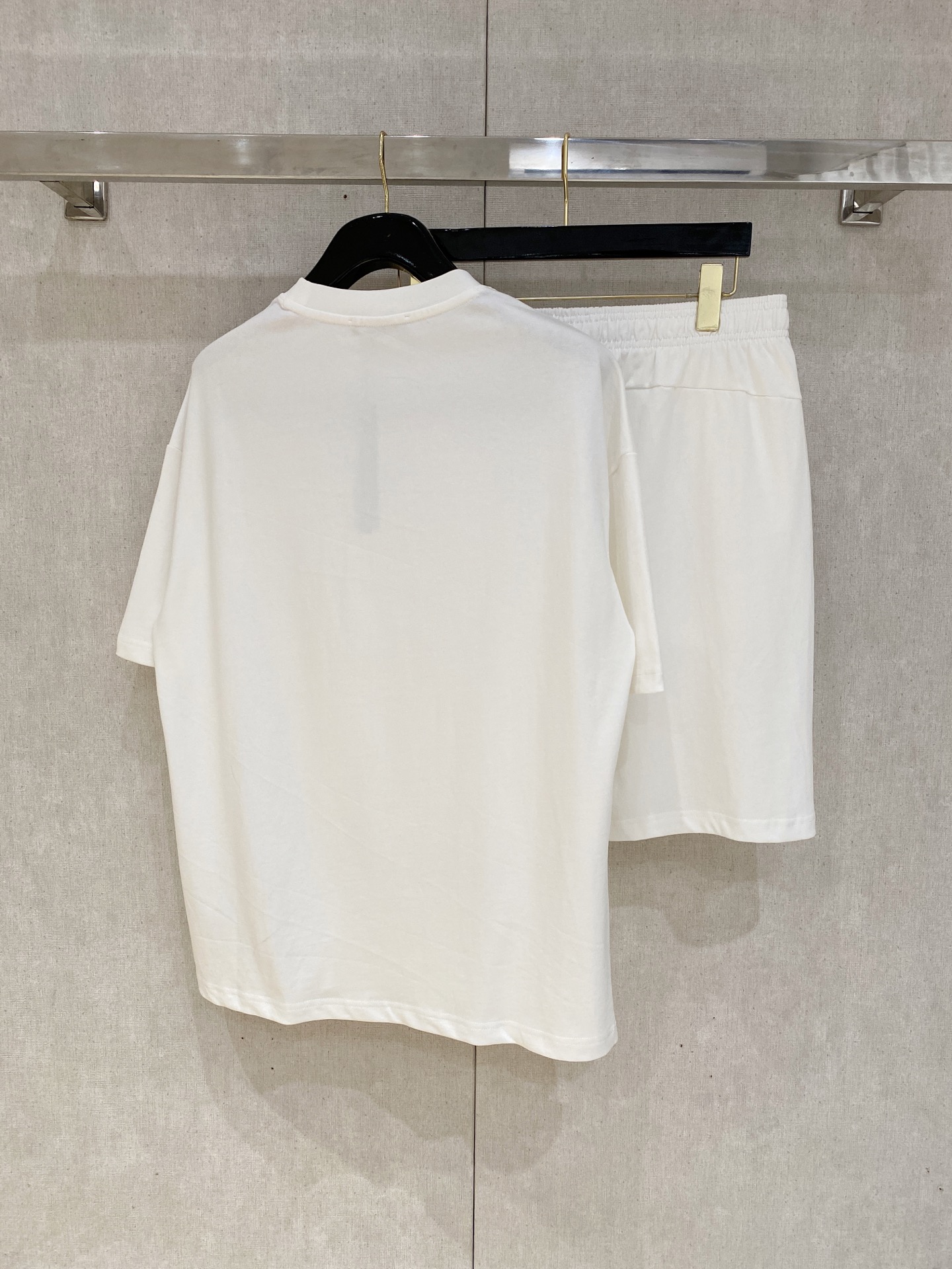 “Heavy-Pound T-Shirts Suit with Stereo Printing, Gender Equality, and Multiple Sizes and Colors” - 图片 9