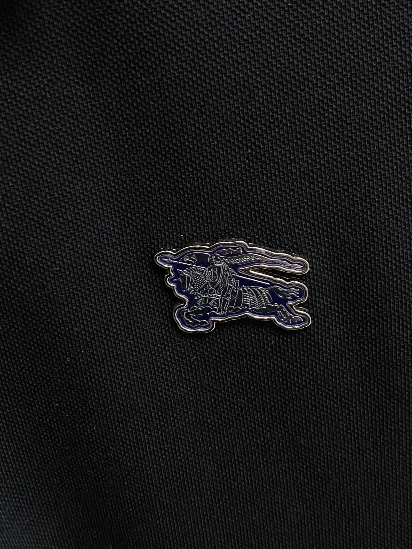 P巴宝莉25SS新款春夏短袖翻领T恤Polo，最高版本客供定制高端朱地面料简单时尚款，拼色螺纹超级好看！