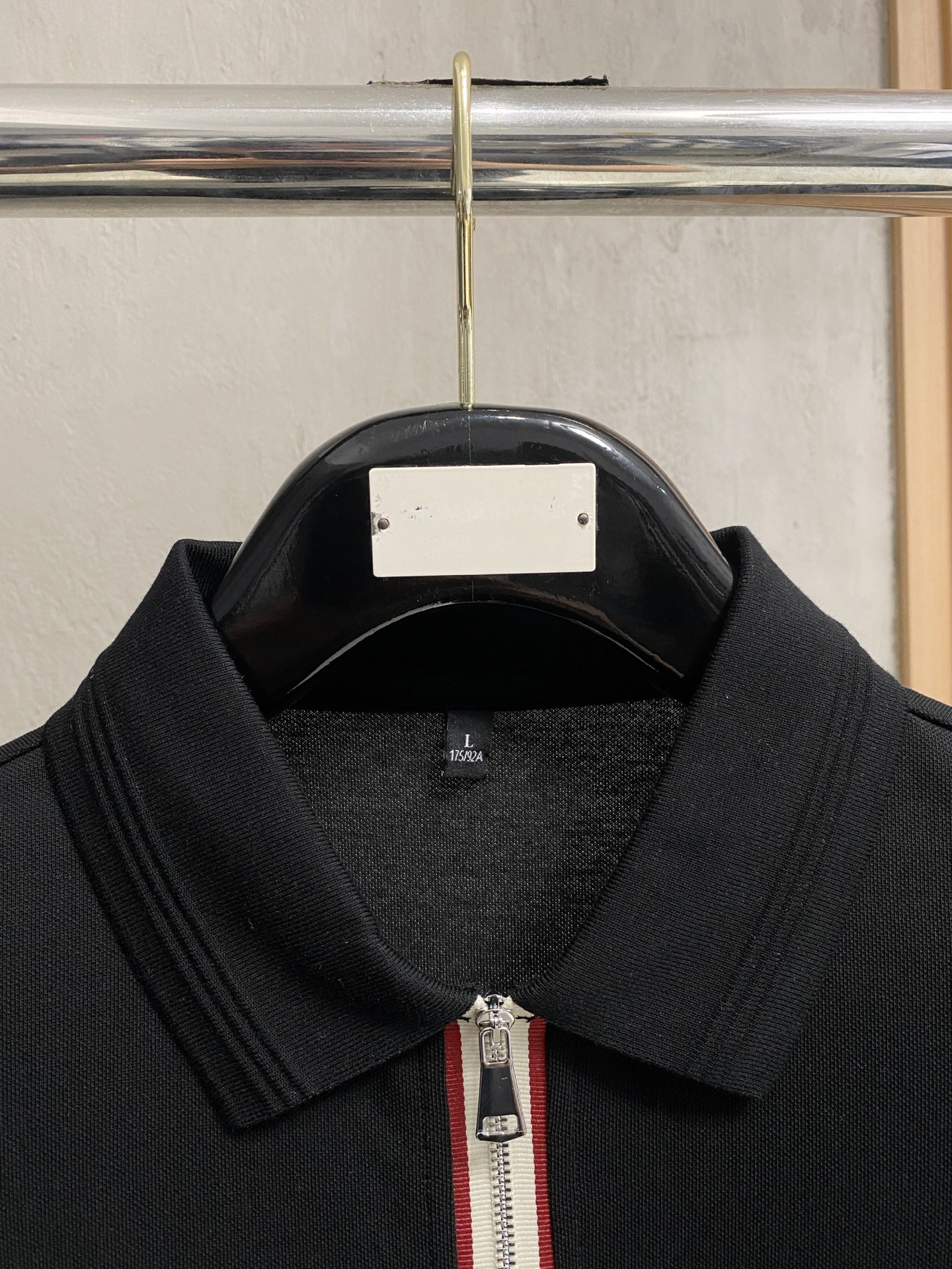 PLV25SS新款春夏短袖翻领T恤Polo，最高版本客供定制高端朱地面料简单时尚款，拼色螺纹超级好看！经