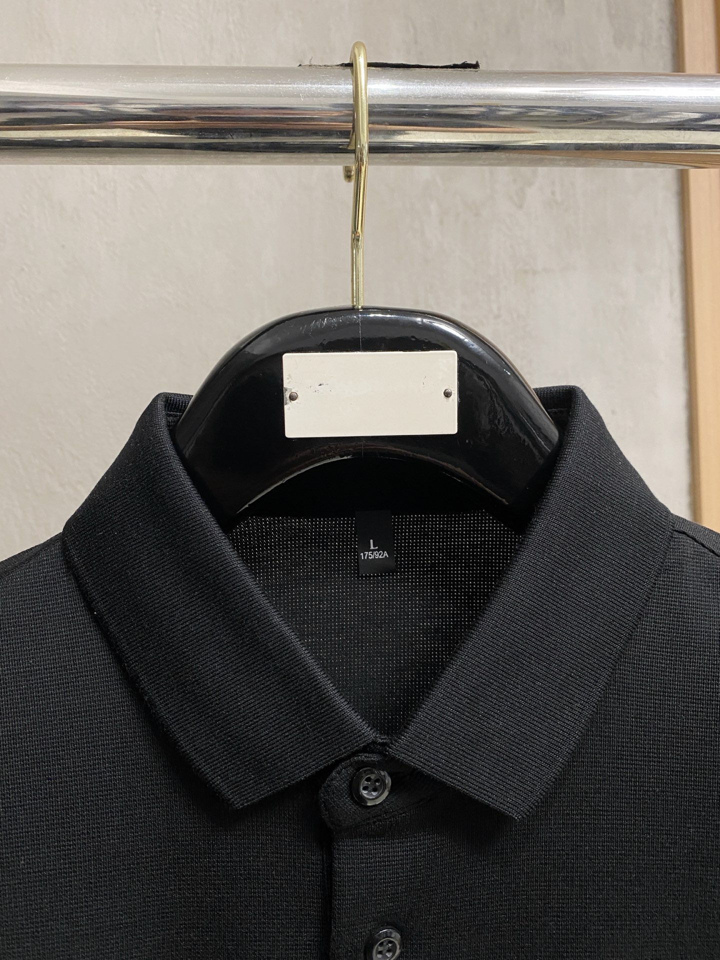 P巴宝莉25SS新款春夏短袖翻领T恤Polo，最高版本客供定制高端朱地面料简单时尚款，拼色螺纹超级好看！