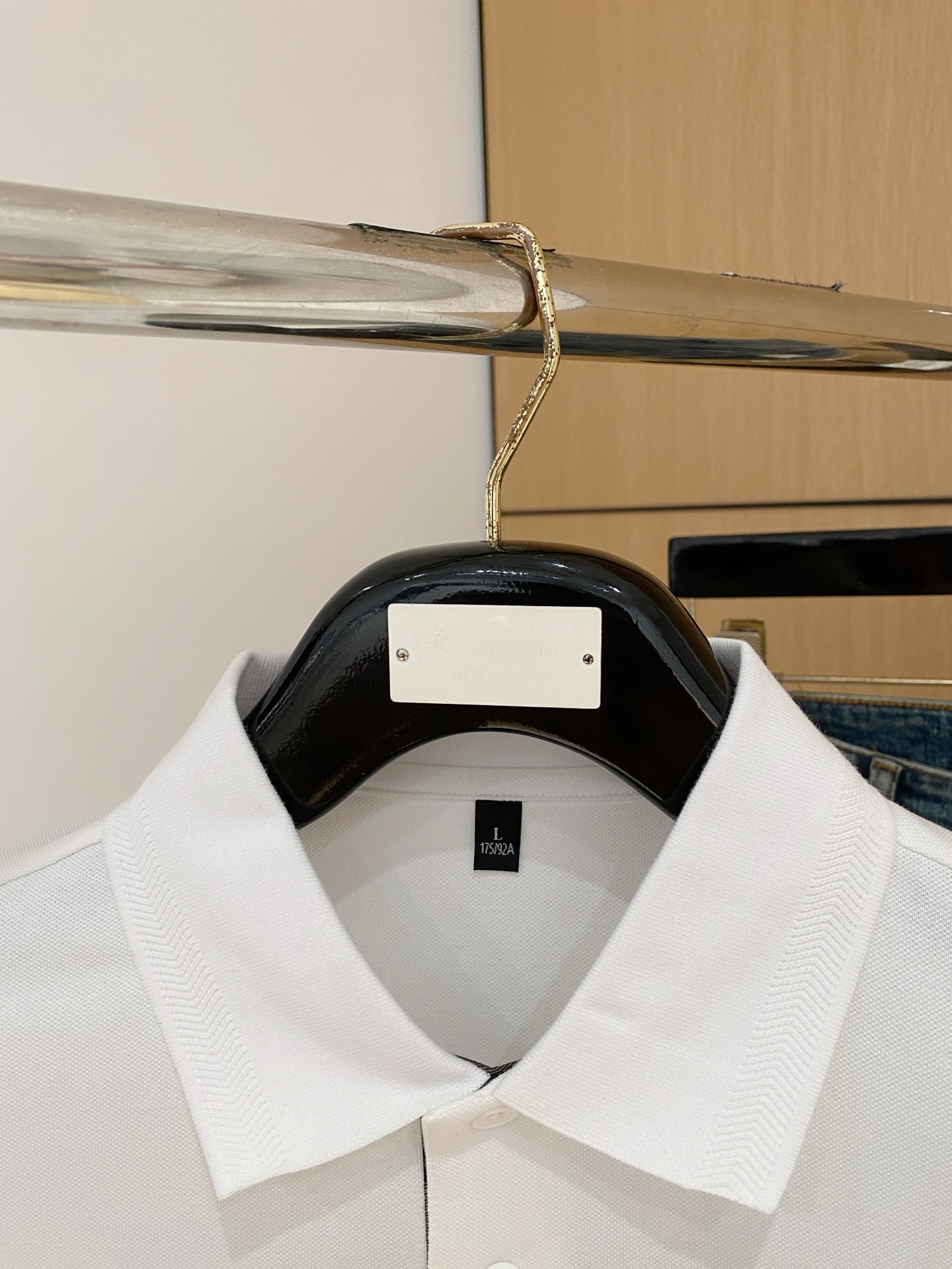 P巴宝莉25SS新款春夏短袖翻领T恤Polo，最高版本客供定制高端朱地面料简单时尚款，拼色螺纹超级好看！