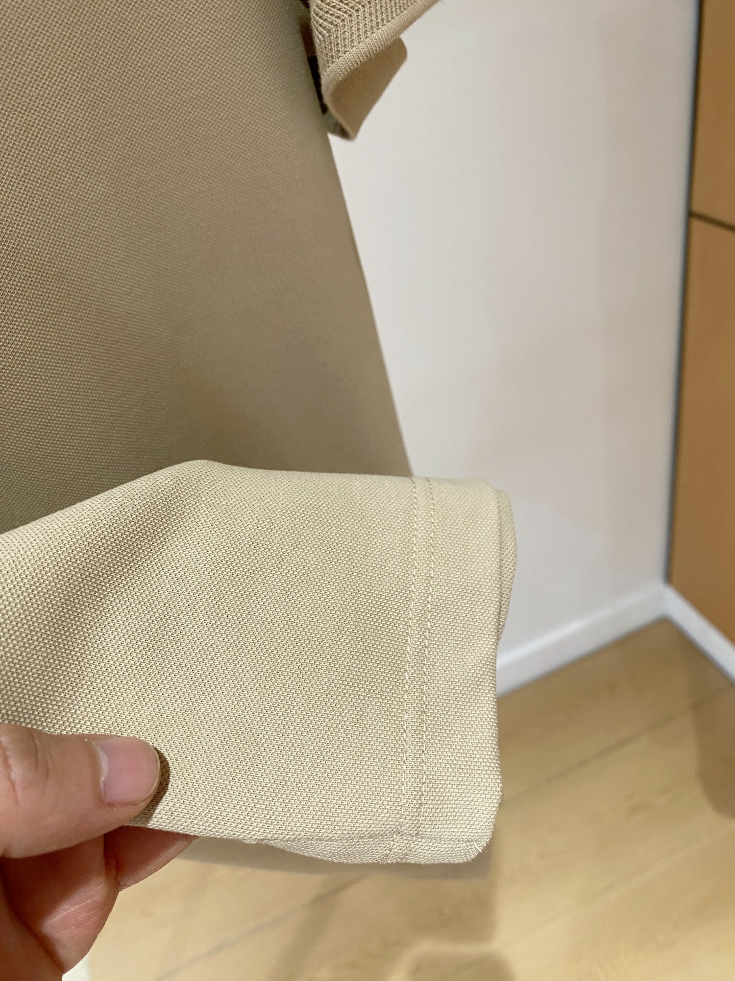 P巴宝莉25SS新款春夏短袖翻领T恤Polo，最高版本客供定制高端朱地面料简单时尚款，拼色螺纹超级好看！