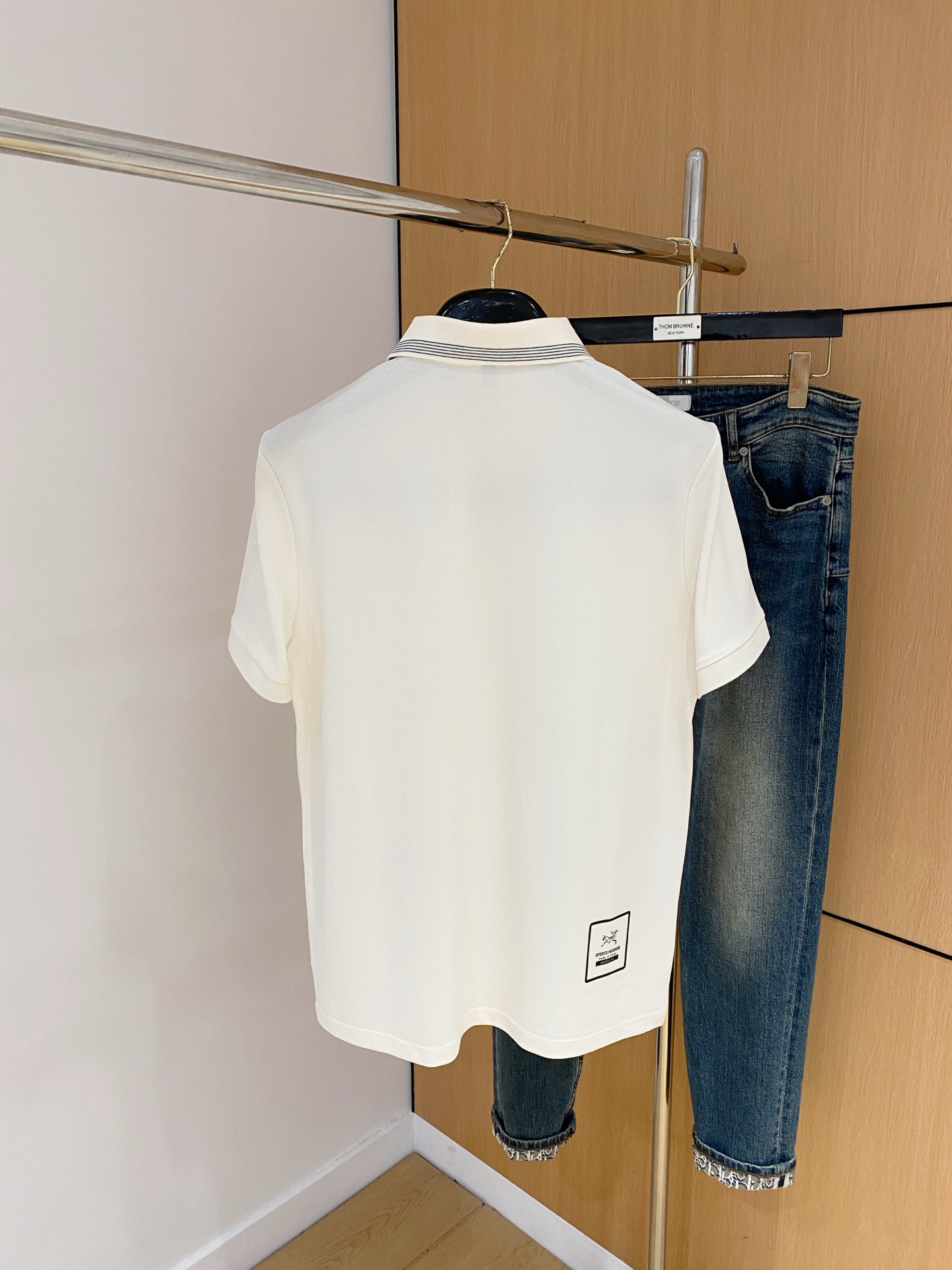 P始祖鸟25SS新款春夏短袖翻领T恤Polo，最高版本客供定制高端朱地面料简单时尚款，拼色螺纹超级好看！