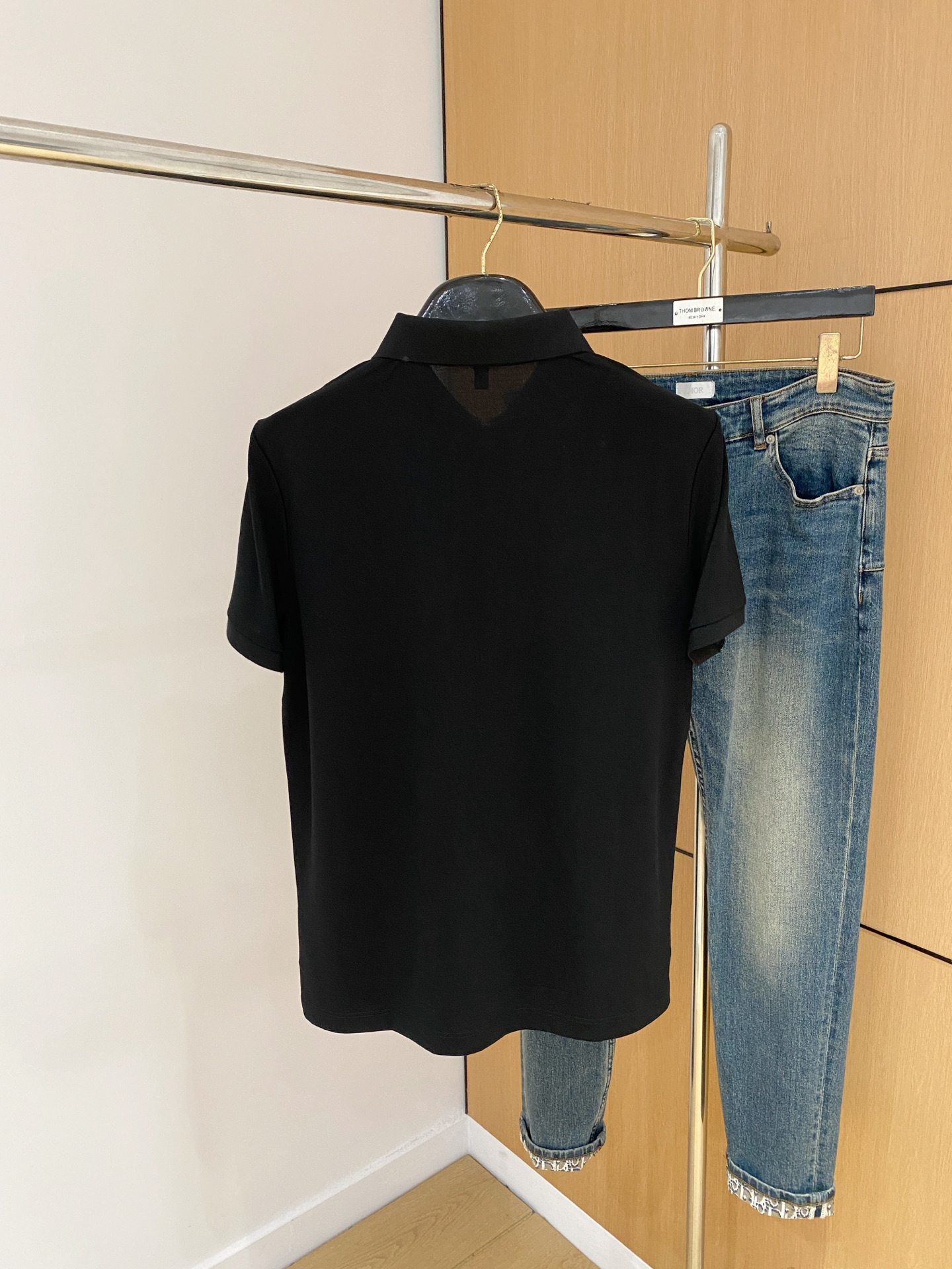 P罗意威25SS新款春夏短袖翻领T恤Polo，最高版本客供定制高端朱地面料简单时尚款，拼色螺纹超级好看！