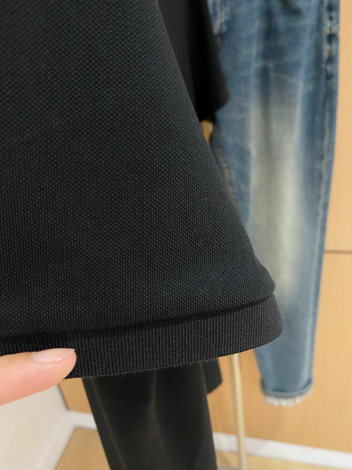 P罗意威25SS新款春夏短袖翻领T恤Polo，最高版本客供定制高端朱地面料简单时尚款，拼色螺纹超级好看！