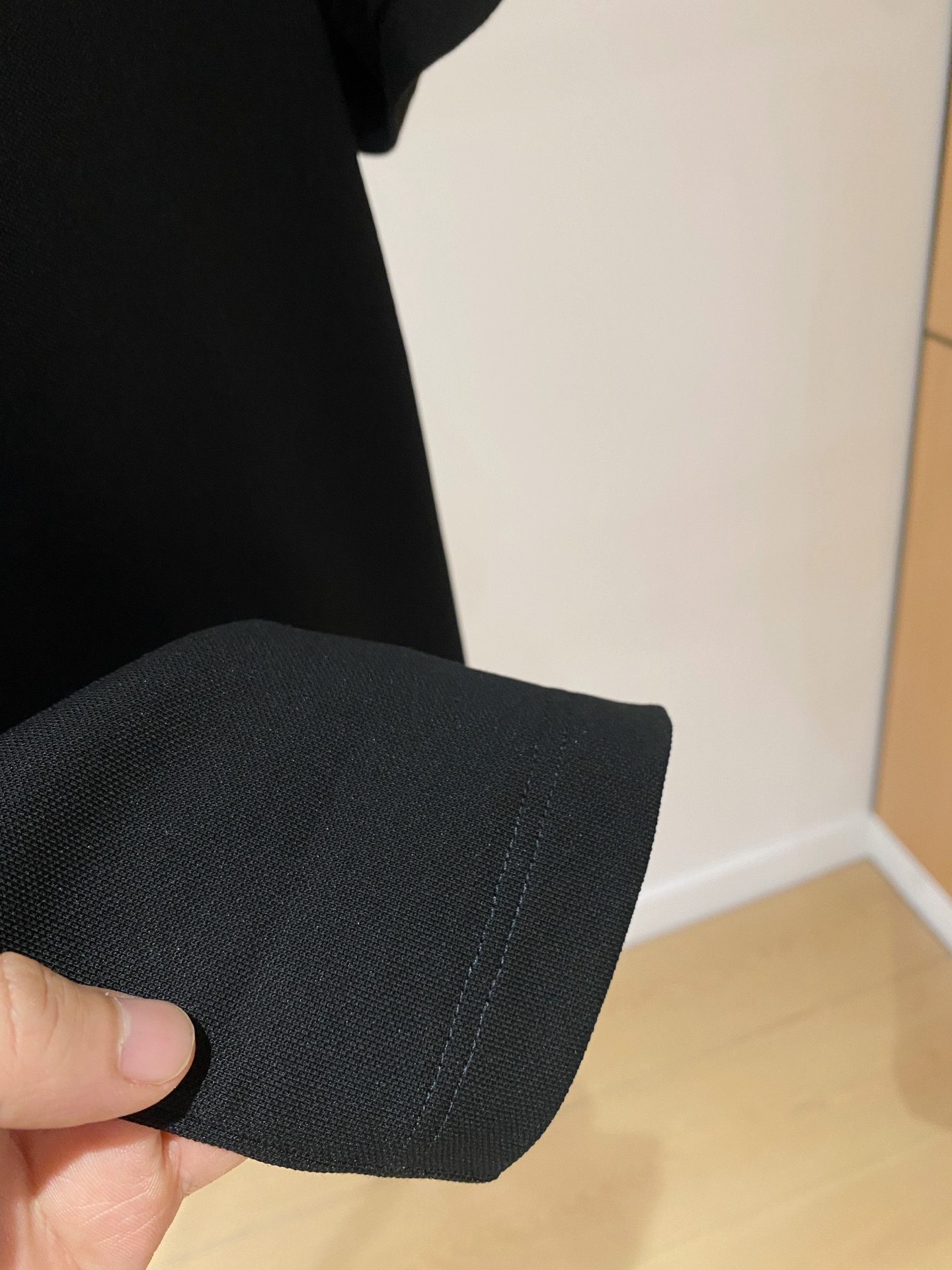 P罗意威25SS新款春夏短袖翻领T恤Polo，最高版本客供定制高端朱地面料简单时尚款，拼色螺纹超级好看！