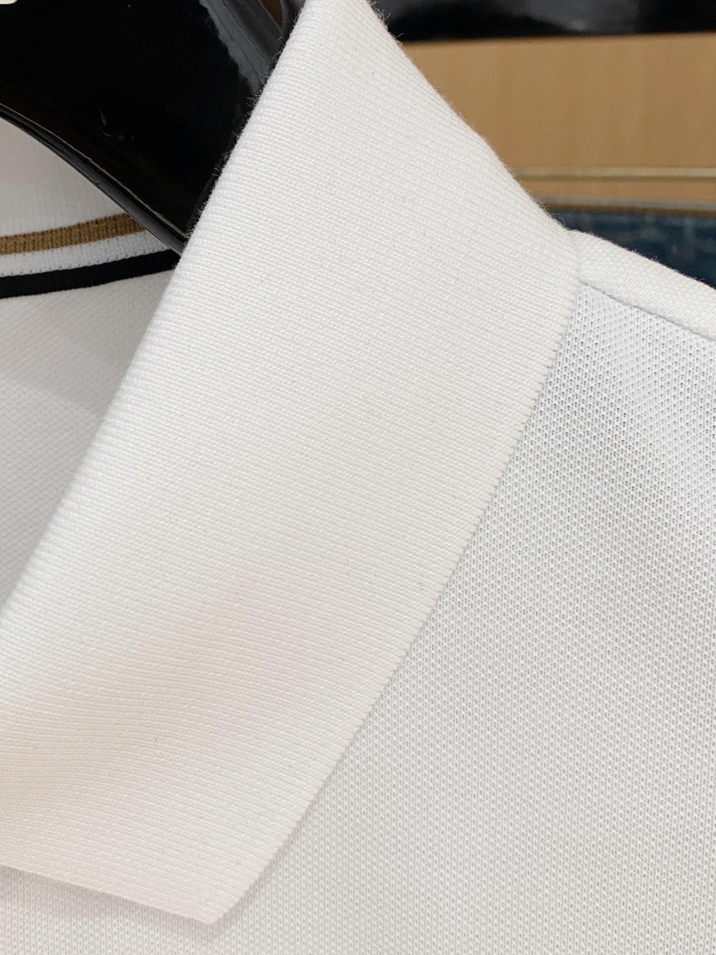 P罗意威25SS新款春夏短袖翻领T恤Polo，最高版本客供定制高端朱地面料简单时尚款，拼色螺纹超级好看！