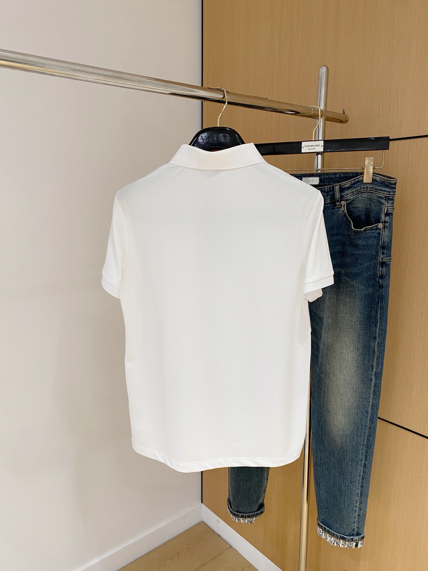 P罗意威25SS新款春夏短袖翻领T恤Polo，最高版本客供定制高端朱地面料简单时尚款，拼色螺纹超级好看！