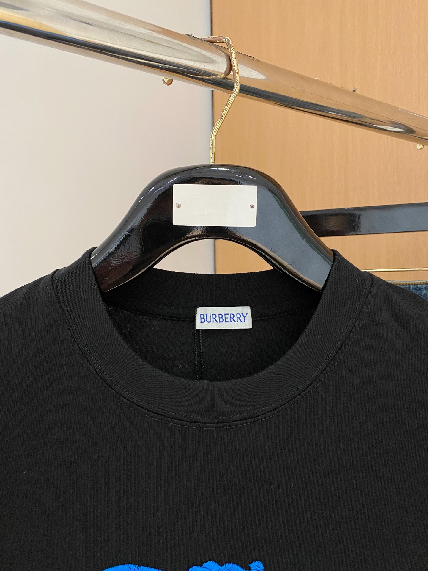 ss巴宝莉纯棉最新面料经典标识图案logo时尚简约潮流短袖，最顶级的品质专柜原单短袖，顶级制作工艺进口面