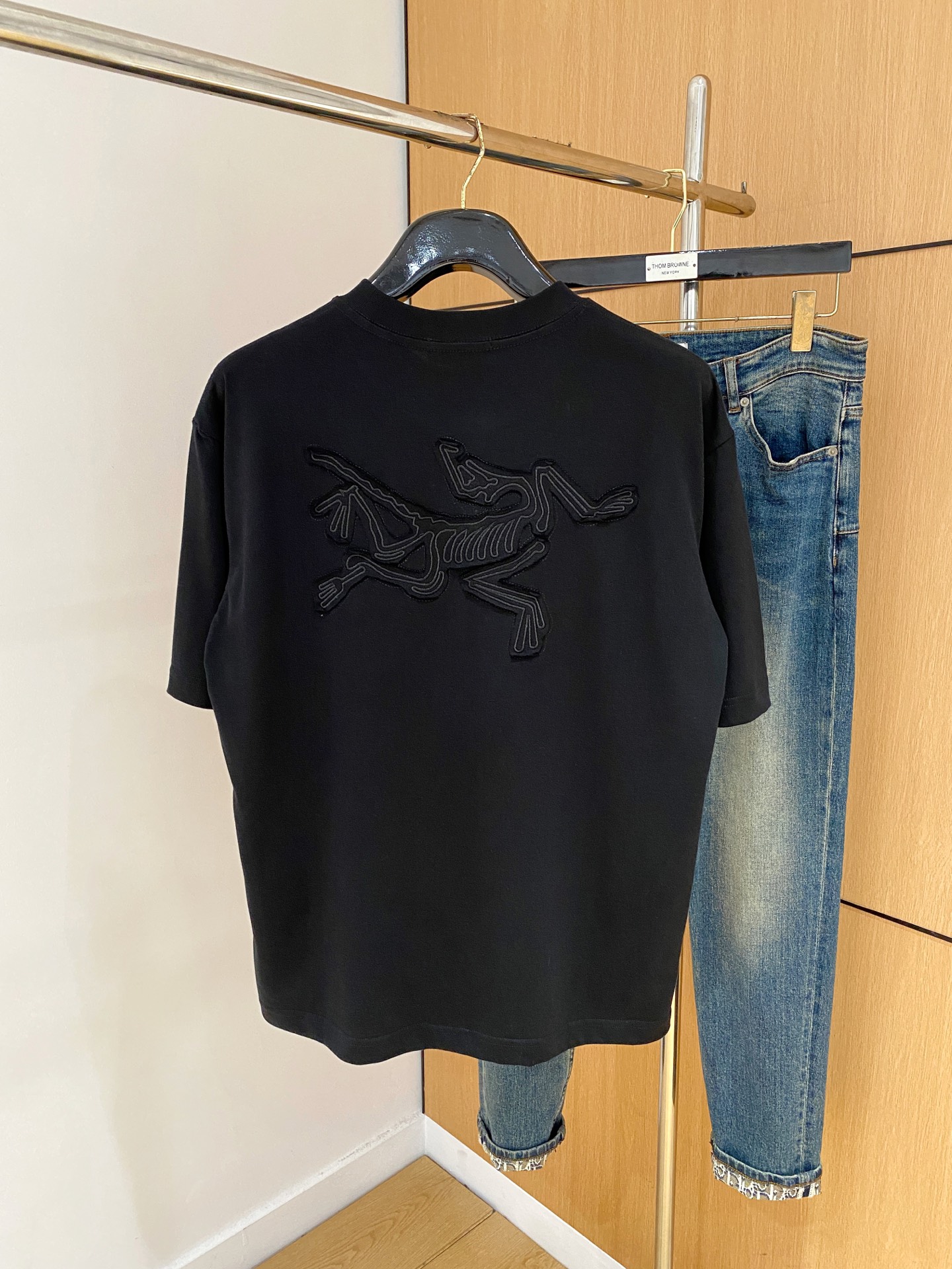 ss始祖鸟纯棉最新面料经典标识图案logo时尚简约潮流短袖，最顶级的品质专柜原单短袖，顶级制作工艺进口面