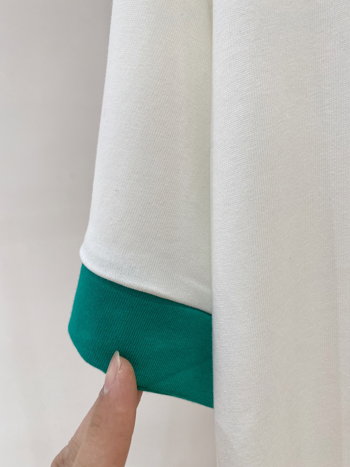 ss古驰纯棉最新面料经典标识图案logo时尚简约潮流短袖，最顶级的品质专柜原单短袖，顶级制作工艺进口面料