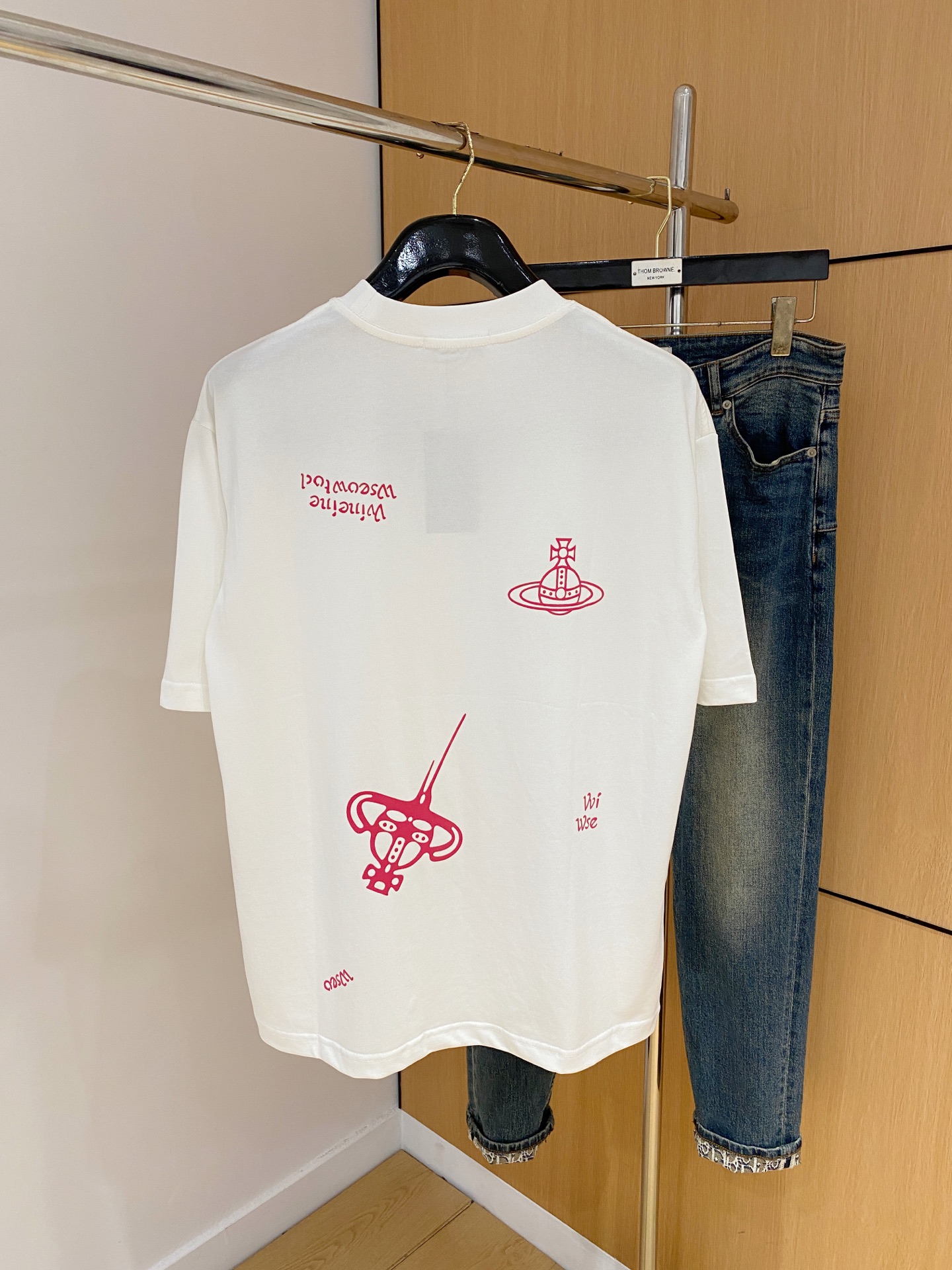 ss西太后纯棉最新面料经典标识图案logo时尚简约潮流短袖，最顶级的品质专柜原单短袖，顶级制作工艺进口面