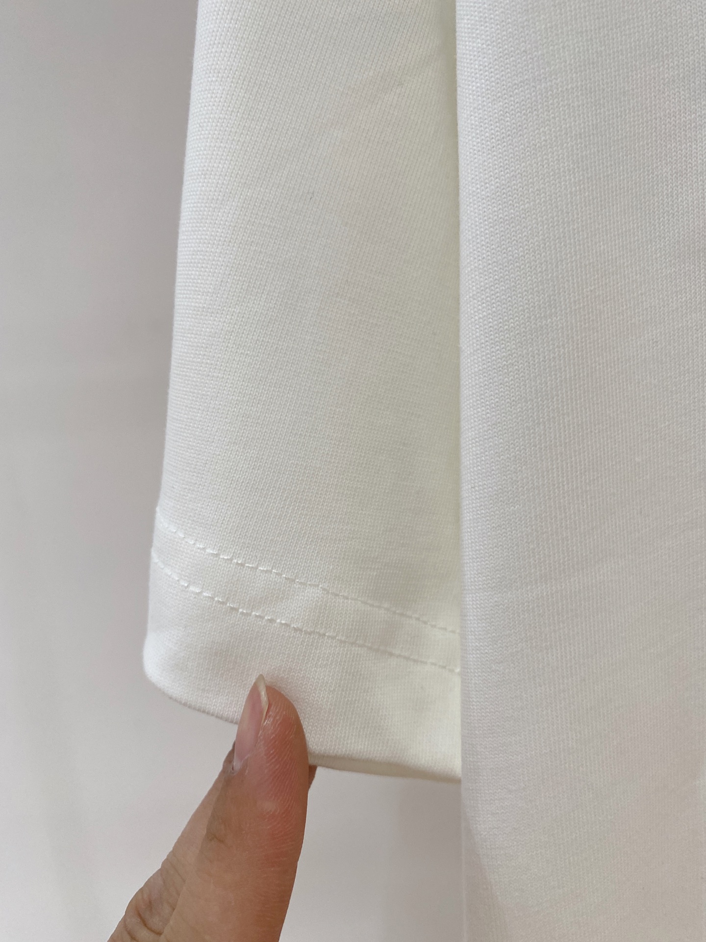 ss始祖鸟纯棉最新面料经典标识图案logo时尚简约潮流短袖，最顶级的品质专柜原单短袖，顶级制作工艺进口面