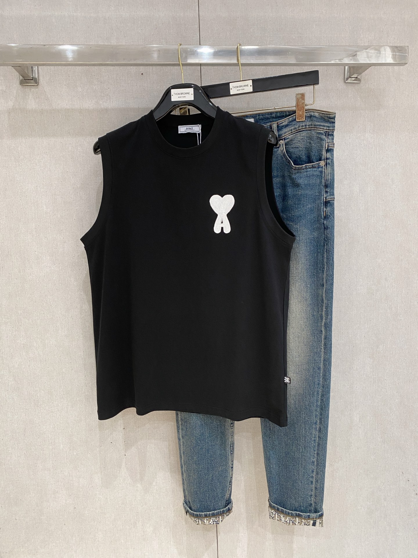 PAMi 25ss新款背心 领口和袖口增强螺纹不易变形🫠 领口包条螺纹、领脚标识logo侧麦！面料经洗水