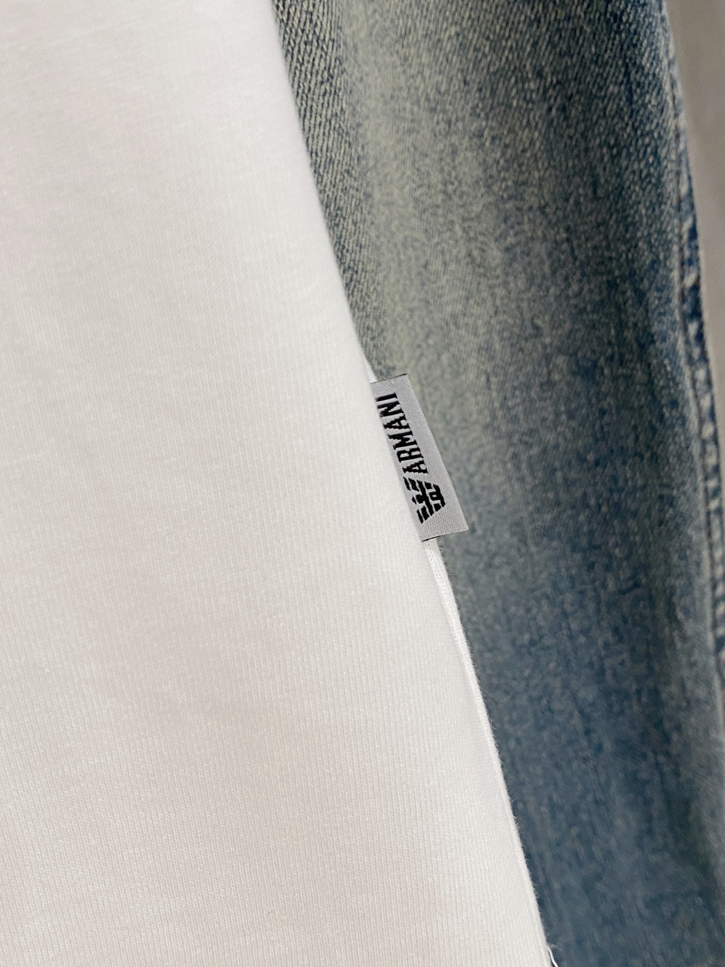 P阿玛尼25ss新款背心 领口和袖口增强螺纹不易变形🫠 领口包条螺纹、领脚标识logo侧麦！面料经洗水处