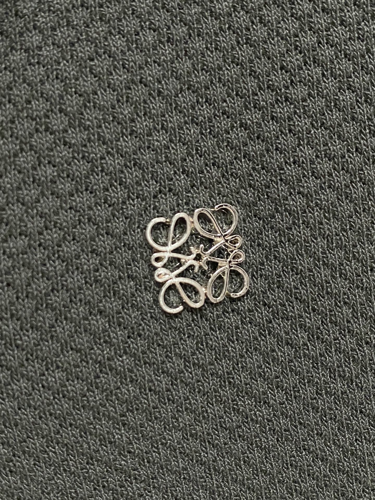 P罗意威25SS新款春夏短袖翻领T恤Polo，最高版本客供定制高端针织🧶面料简单时尚款，经典logo简单