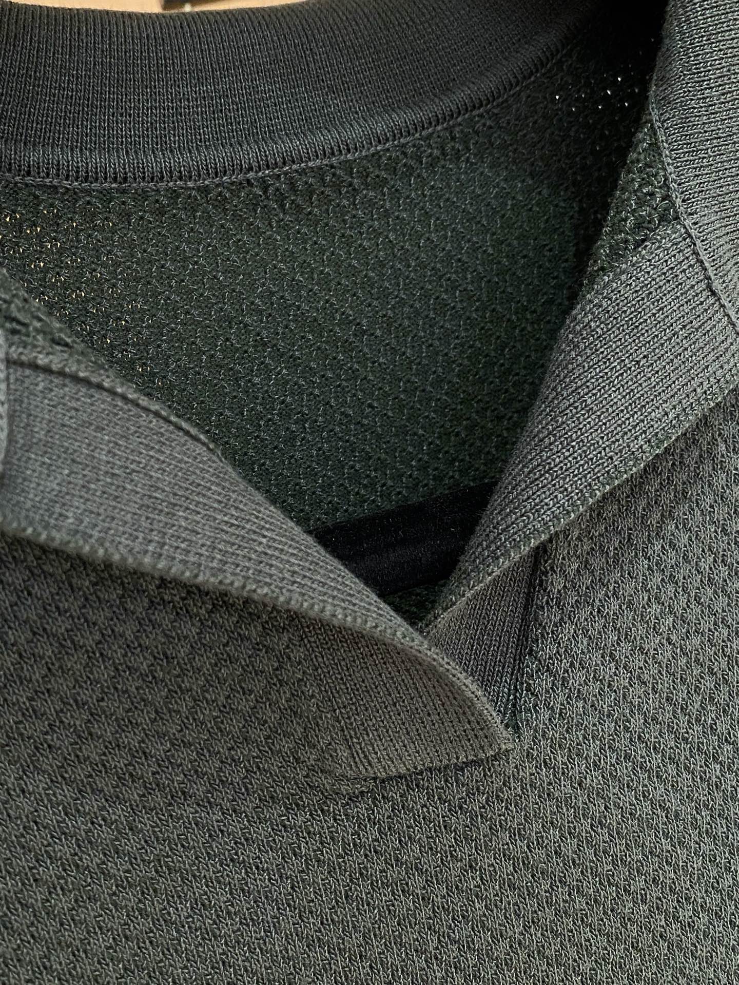 P罗意威25SS新款春夏短袖翻领T恤Polo，最高版本客供定制高端针织🧶面料简单时尚款，经典logo简单
