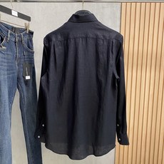 史诗级别的亚麻衬衫,lP🆕独家巨献,胸前刺绣logo多色入荷。原汁原味100%亚麻面料衬衫,麻料以其独特 史诗级别的亚麻衬衫,lP🆕独家巨献,胸前刺绣logo多色入荷。原汁原味100%亚麻面料衬衫,麻料以其独特