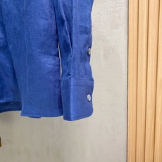 史诗级别的亚麻衬衫,lP🆕独家巨献,胸前刺绣logo多色入荷。原汁原味100%亚麻面料衬衫,麻料以其独特 史诗级别的亚麻衬衫,lP🆕独家巨献,胸前刺绣logo多色入荷。原汁原味100%亚麻面料衬衫,麻料以其独特