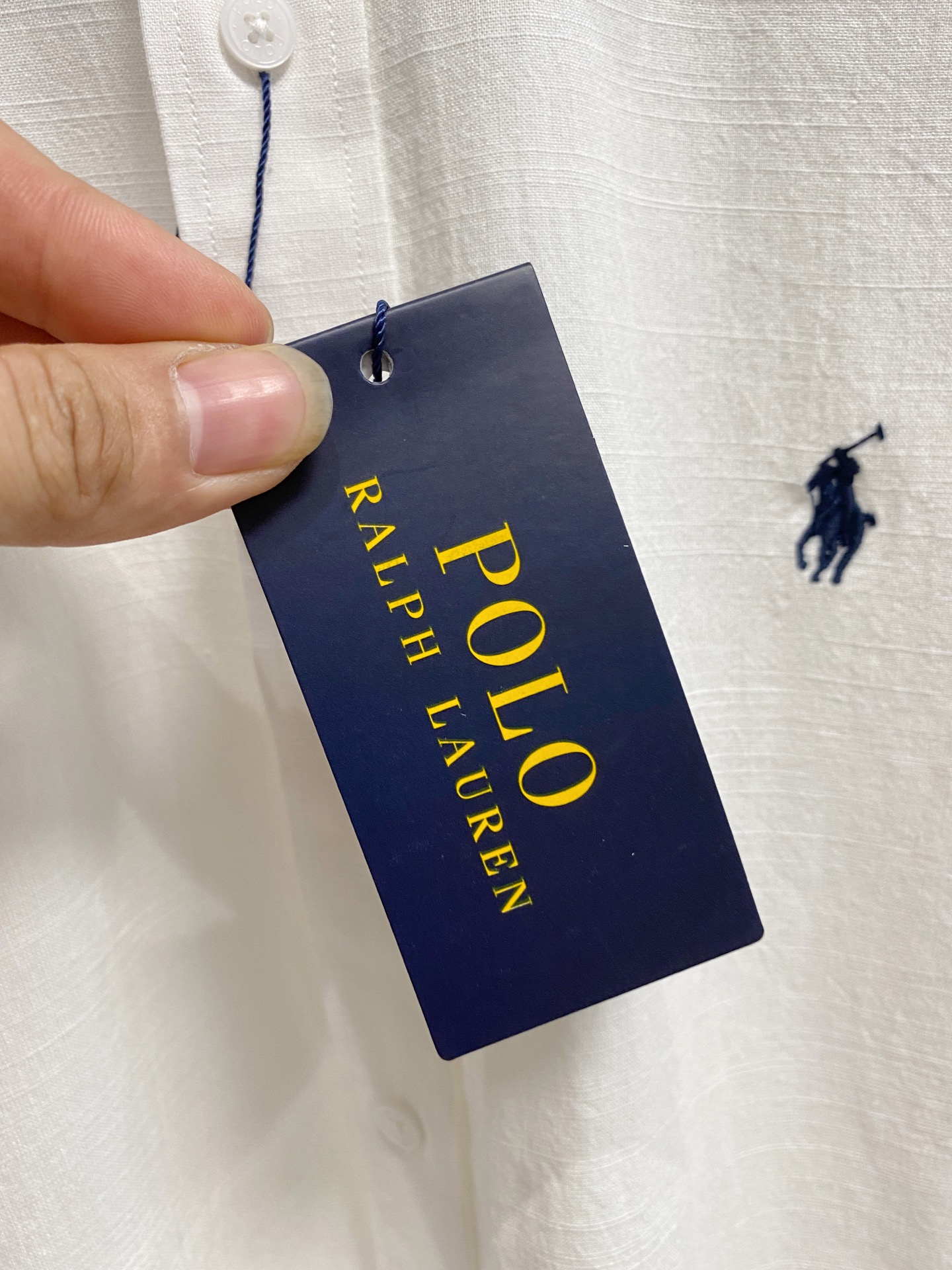 强势上新，新款不断！！！新款衬衫，高级面料高级做工，顶级品质！！！S一XXLS穿125左右m穿140左右