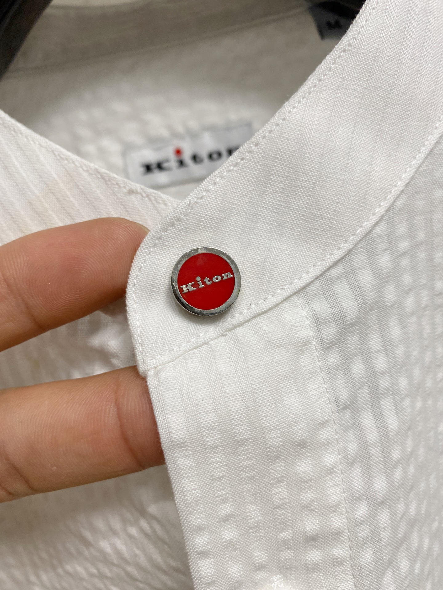 强势上新，新款不断！！！新款衬衫，高级面料高级做工，顶级品质！！！S一XXLS穿125左右m穿140左右