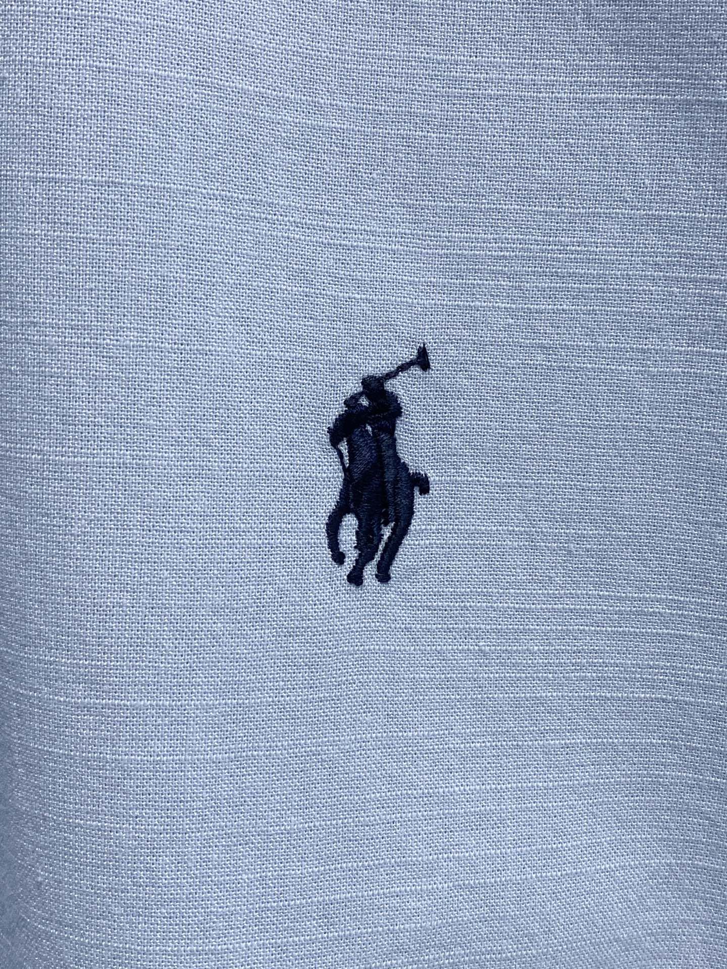 强势上新，新款不断！！！新款衬衫，高级面料高级做工，顶级品质！！！S一XXLS穿125左右m穿140左右