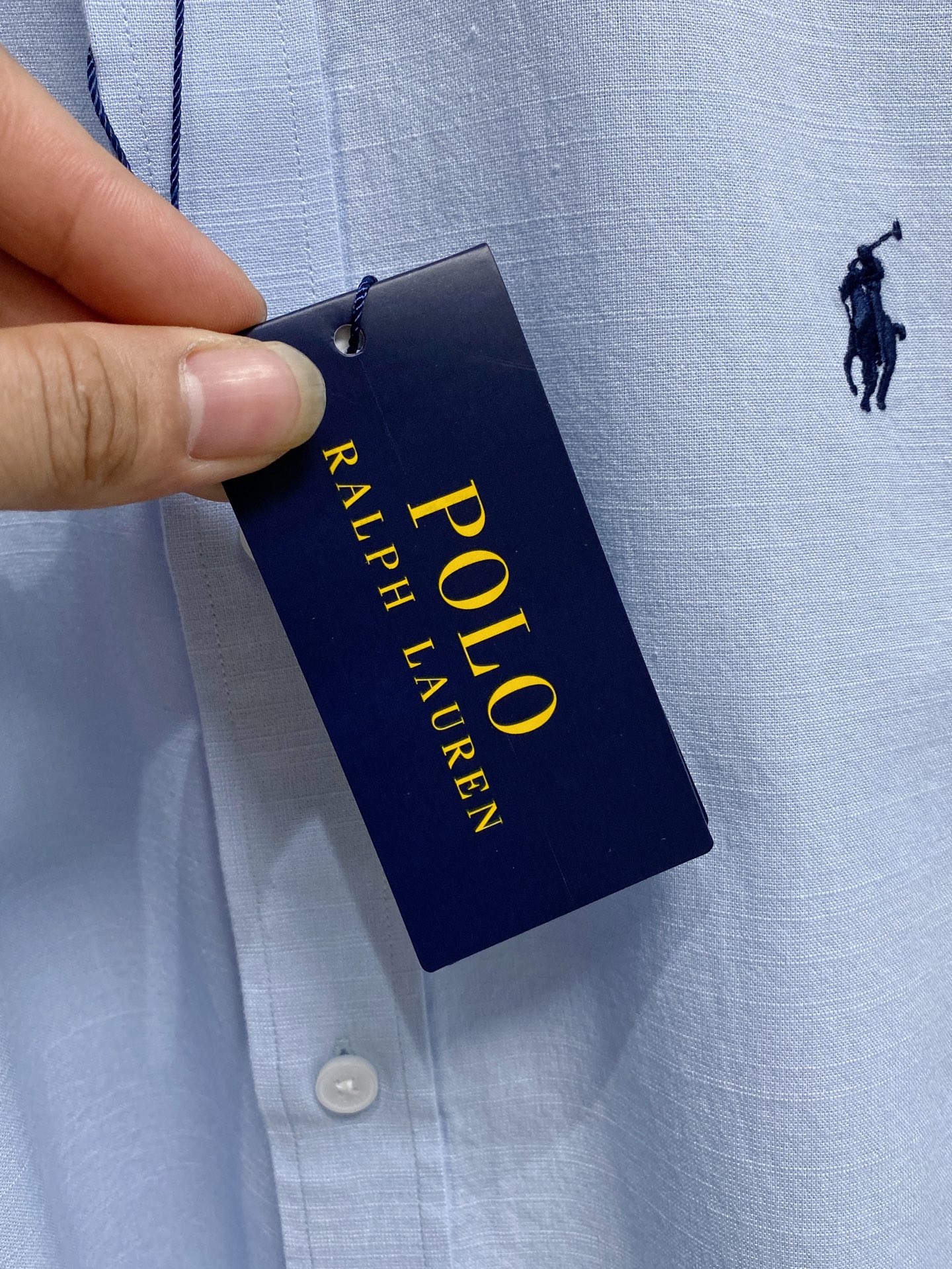 强势上新，新款不断！！！新款衬衫，高级面料高级做工，顶级品质！！！S一XXLS穿125左右m穿140左右