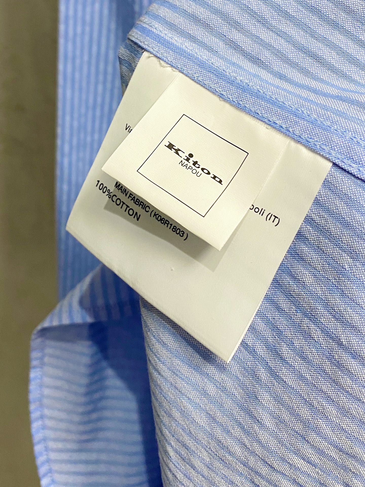 强势上新，新款不断！！！新款衬衫，高级面料高级做工，顶级品质！！！S一XXLS穿125左右m穿140左右