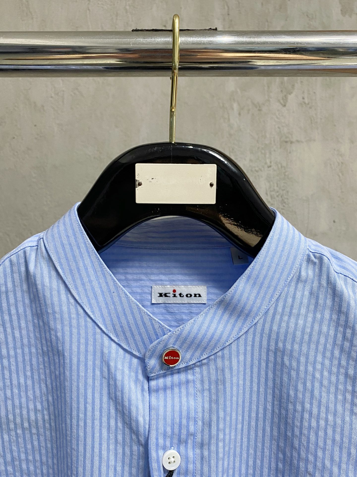 强势上新，新款不断！！！新款衬衫，高级面料高级做工，顶级品质！！！S一XXLS穿125左右m穿140左右