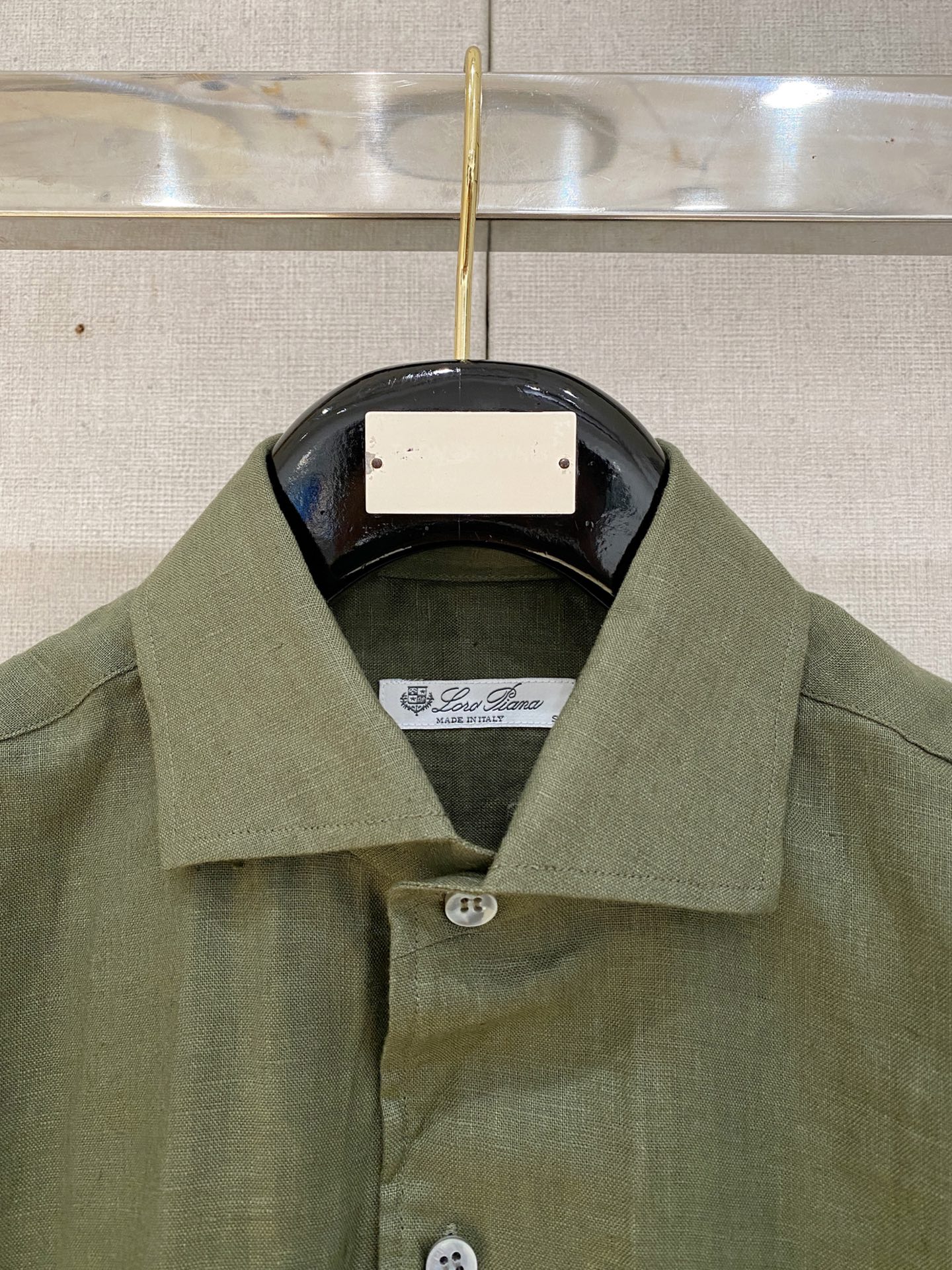 长袖P，lP🆕轻盈雅致，长袖亚麻衬衫——25年春夏日里的温柔守候短袖衬衫，臻品定制系列的材质、精湛的工艺