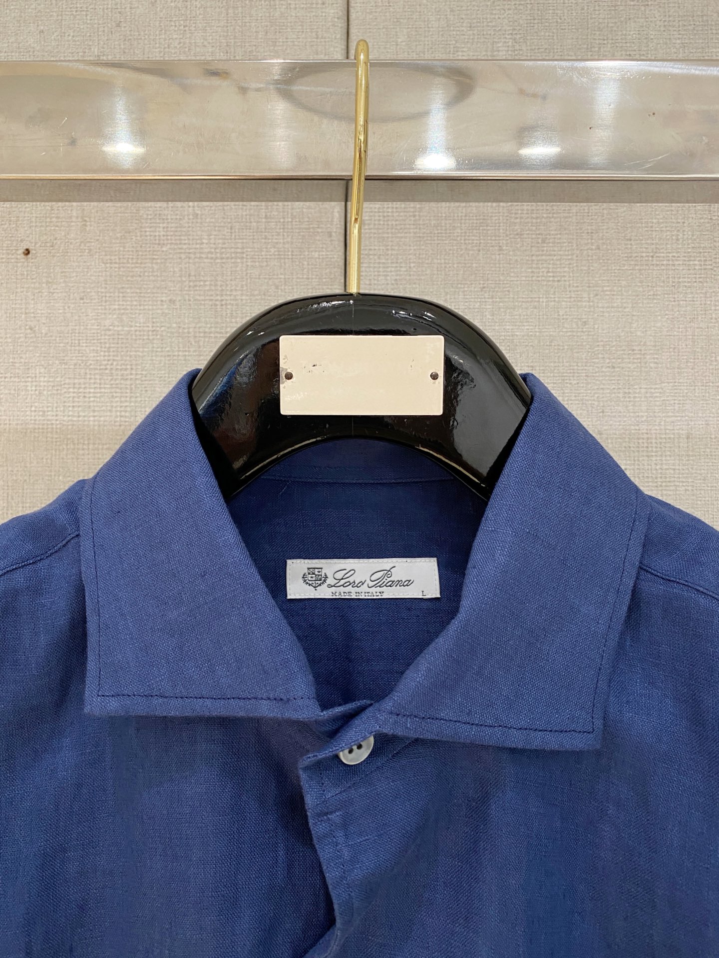 长袖P，lP🆕轻盈雅致，长袖亚麻衬衫——25年春夏日里的温柔守候短袖衬衫，臻品定制系列的材质、精湛的工艺