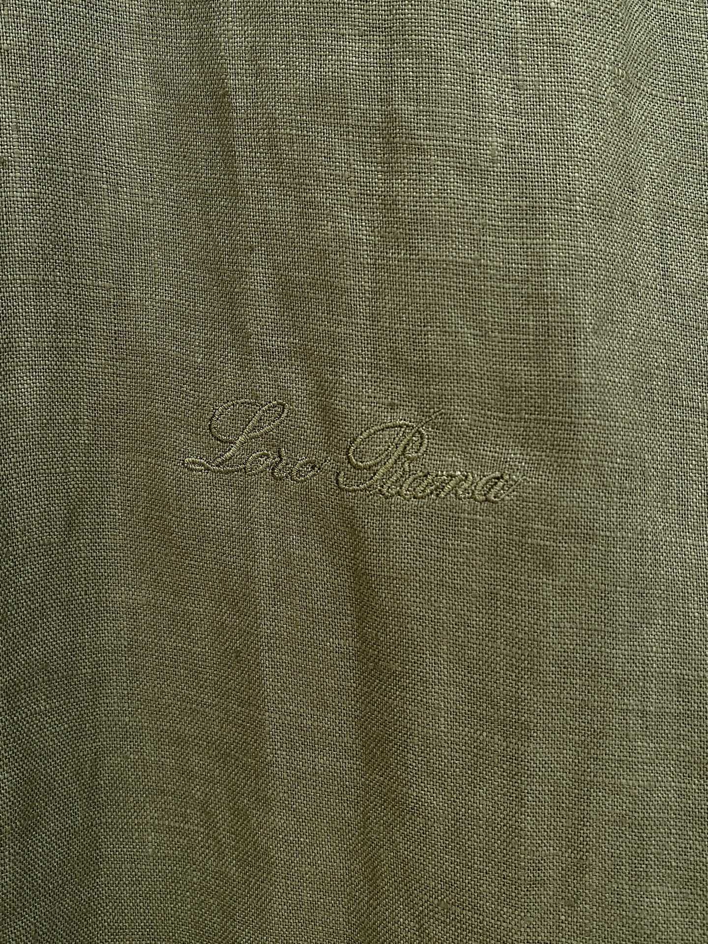 长袖P，lP🆕轻盈雅致，长袖亚麻衬衫——25年春夏日里的温柔守候短袖衬衫，臻品定制系列的材质、精湛的工艺