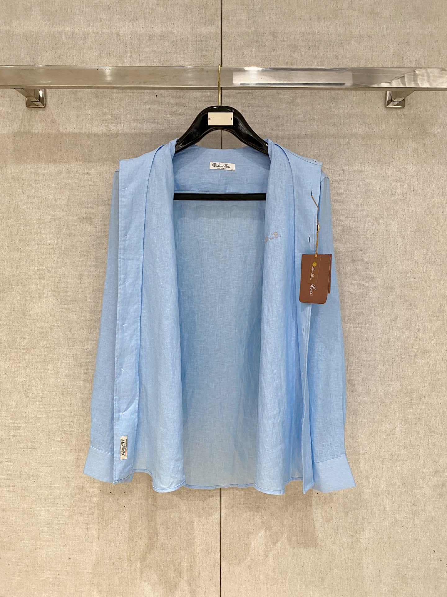 长袖P，lP🆕轻盈雅致，长袖亚麻衬衫——25年春夏日里的温柔守候短袖衬衫，臻品定制系列的材质、精湛的工艺