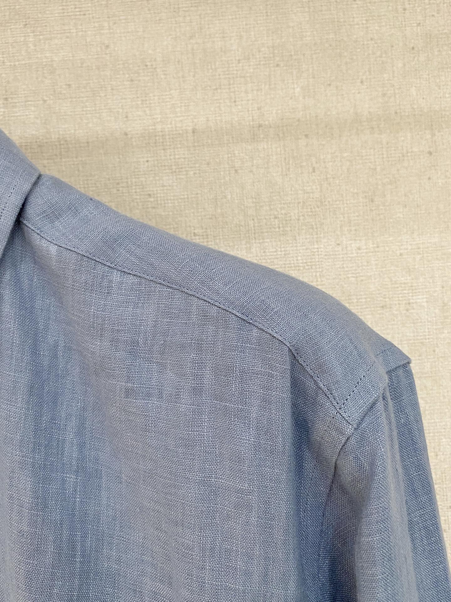 长袖P，lP🆕轻盈雅致，长袖亚麻衬衫——25年春夏日里的温柔守候短袖衬衫，臻品定制系列的材质、精湛的工艺
