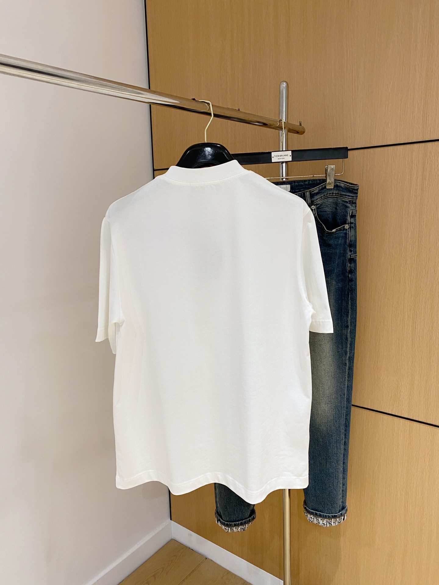 Louis Vuitton Summer T-Shirt - Unique Art Series, Comfortable Cotton Blend 10 i1750343841731 9604 0 6