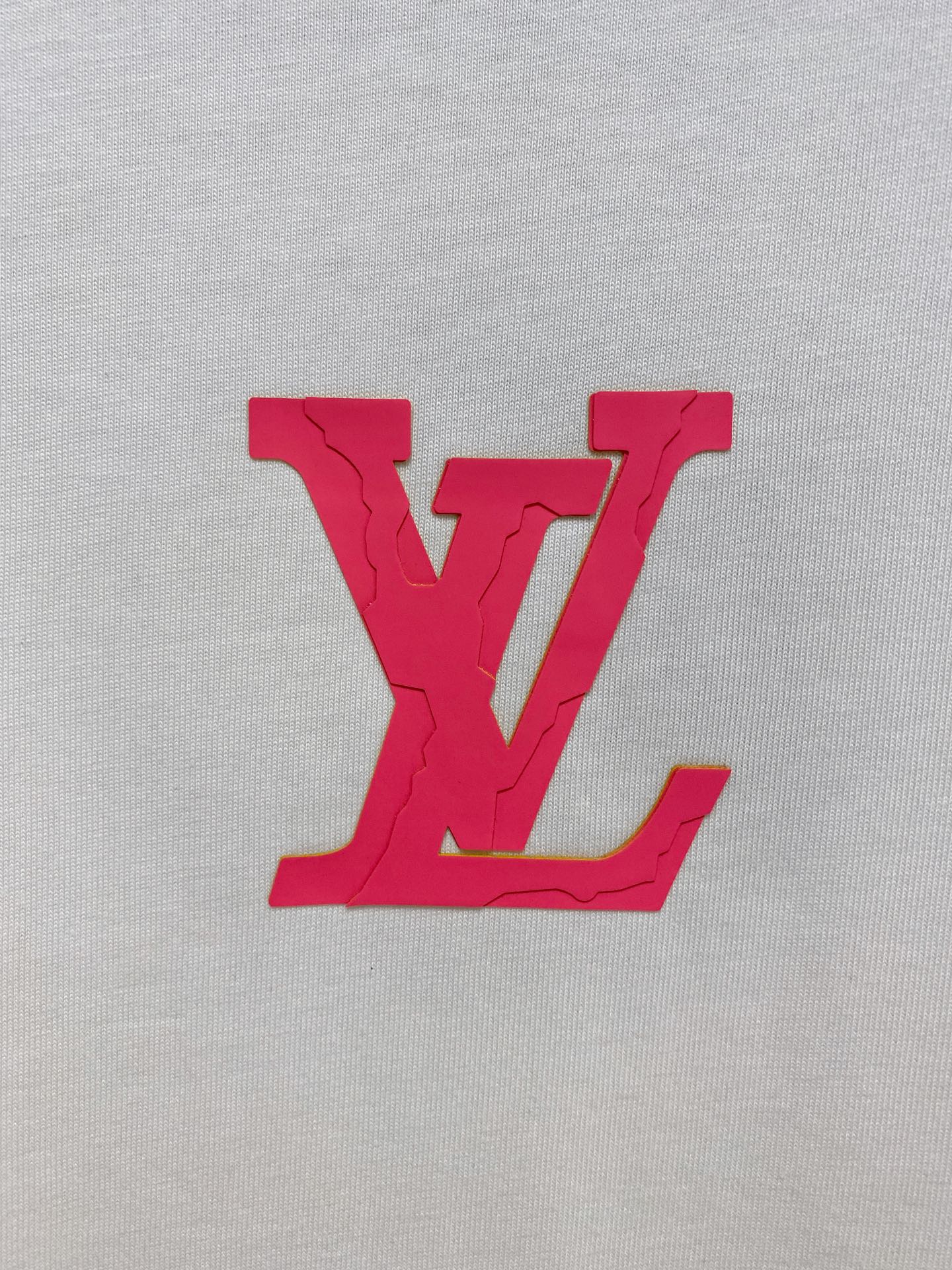 PLV2025夏季新款短袖T恤，个性艺术系列全网独家首发 百搭款细节处理完美纯棉面料十分精致 原版面料 