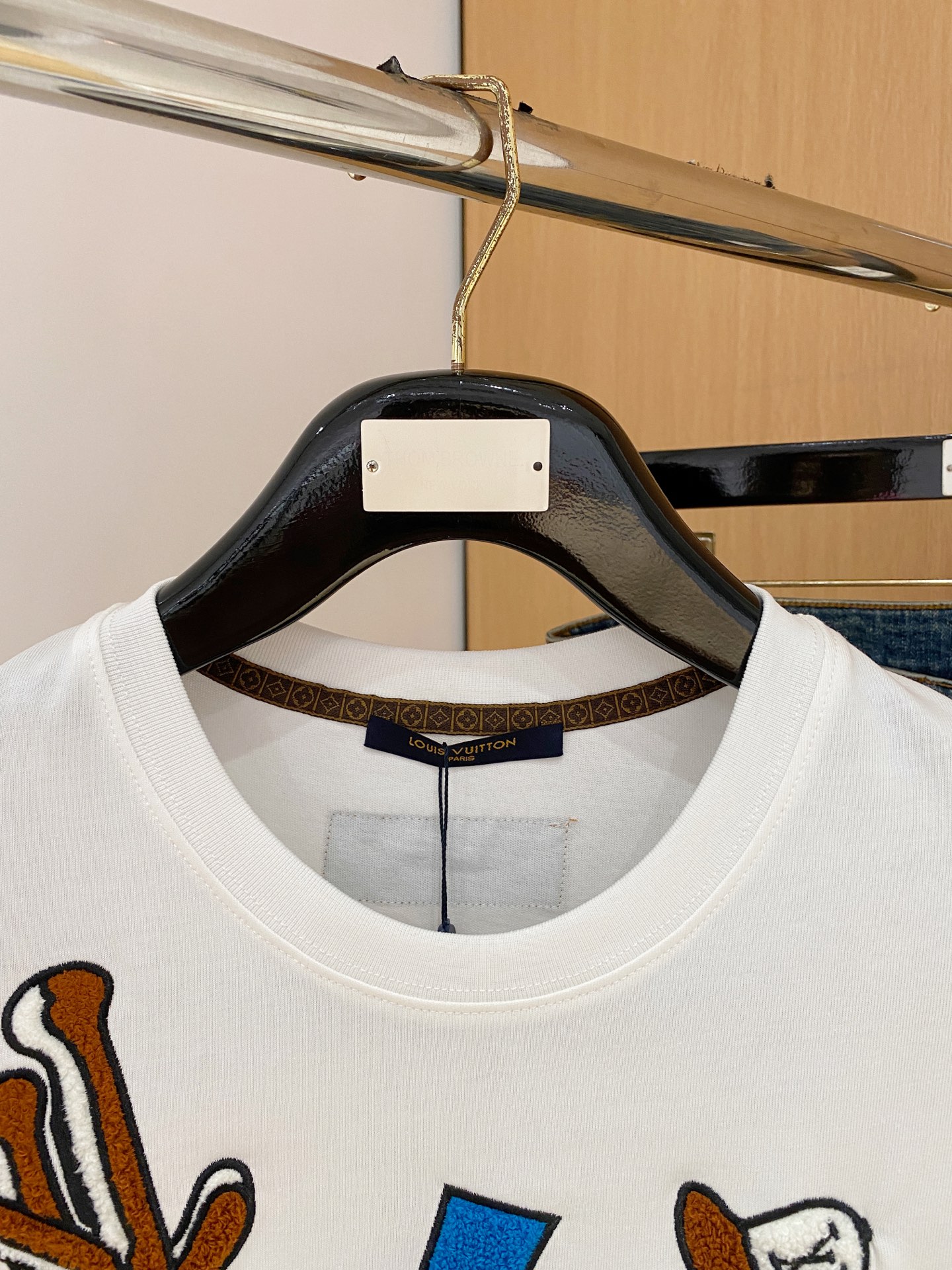 Louis Vuitton Summer T-Shirt - Unique Artistic Design, Comfortable Cotton 3 i1750348661595 2133 0 1