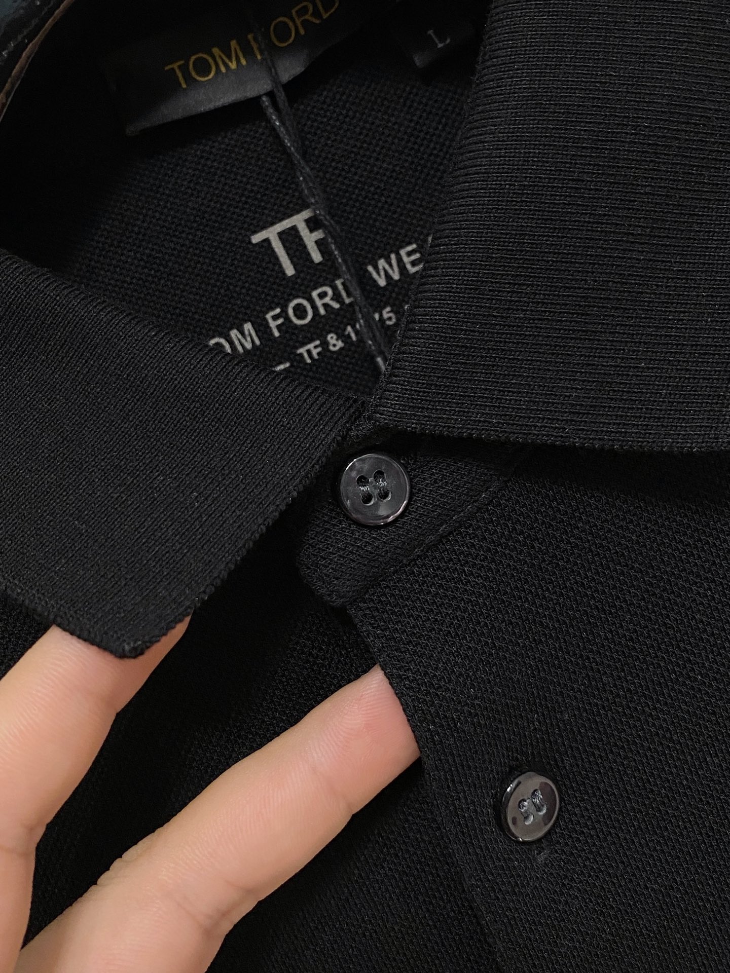开春新品  TF  𝟏𝟎𝟎%新疆长绒棉 面料柔软舒适透气
𝟮𝟬𝟮𝟰 夏季 限量款短袖Polo系列
𝗦𝗜𝗭