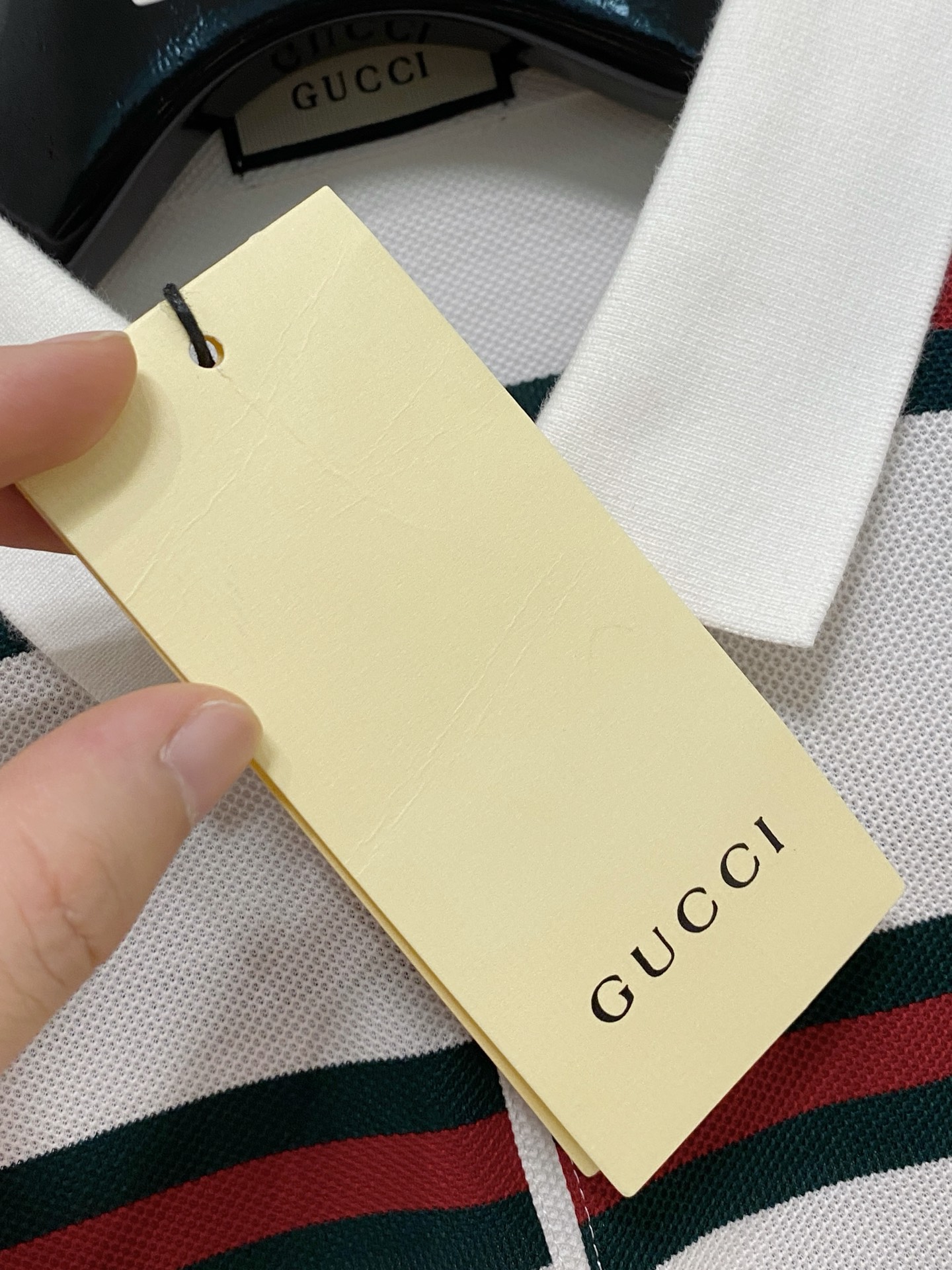 开春新品  古驰 𝟏𝟎𝟎%新疆长绒棉 面料柔软舒适透气
𝟮𝟬𝟮𝟰 夏季 限量款短袖Polo系列
𝗦𝗜𝗭𝗘
