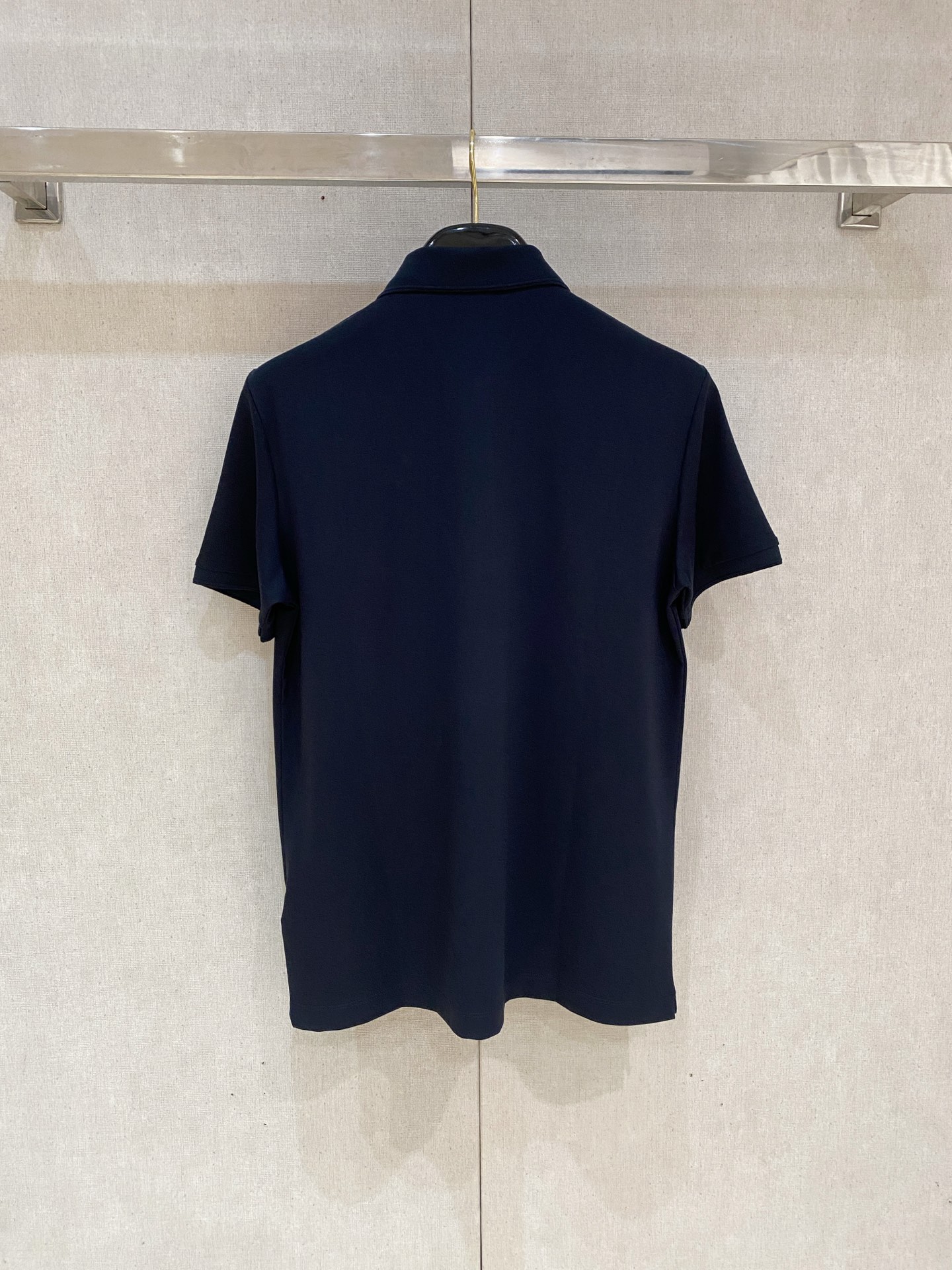 开春新品  巴宝莉 𝟏𝟎𝟎%新疆长绒棉 面料柔软舒适透气
𝟮𝟬𝟮𝟰 夏季 限量款短袖Polo系列
𝗦𝗜𝗭