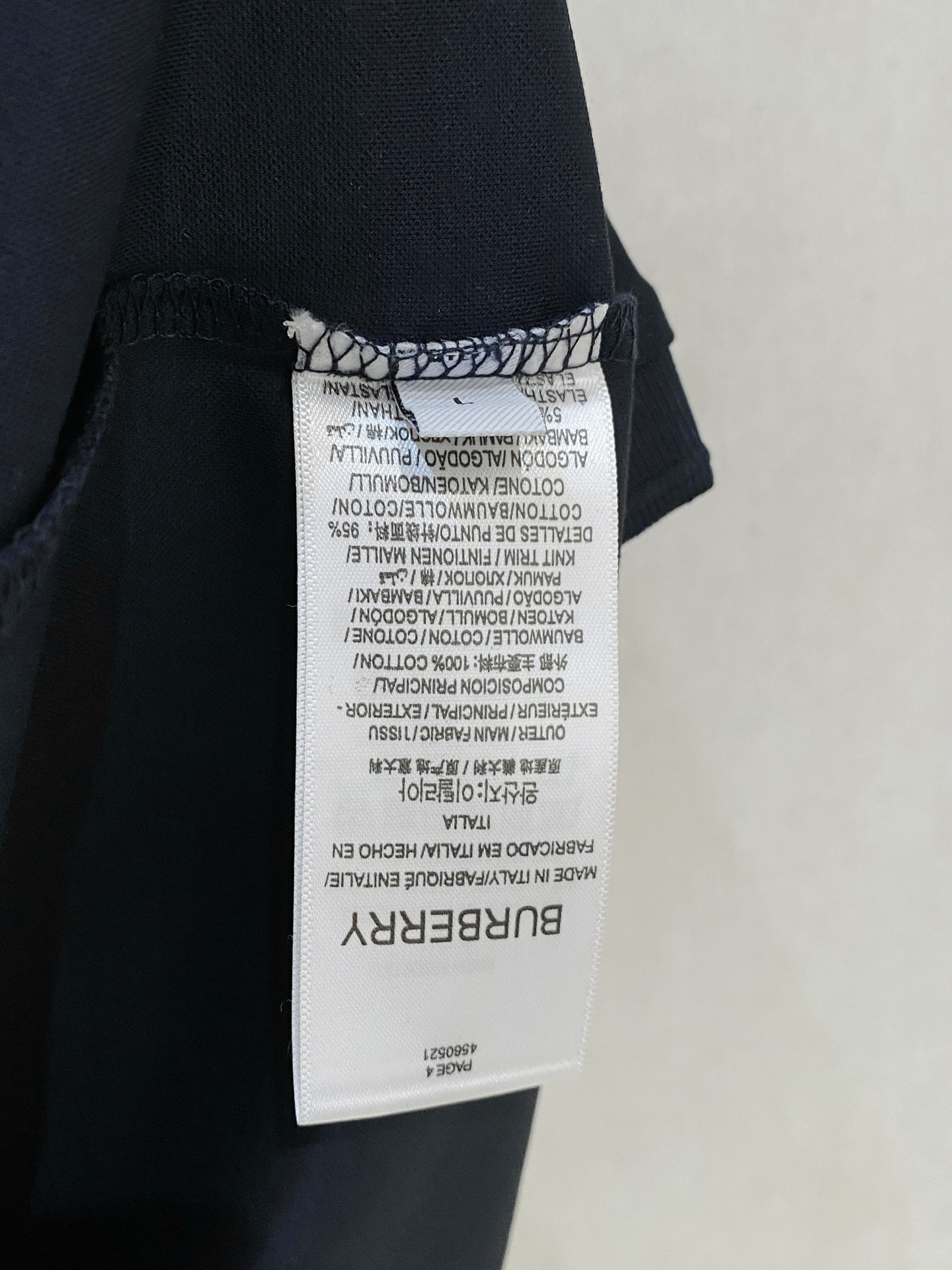 开春新品  巴宝莉 𝟏𝟎𝟎%新疆长绒棉 面料柔软舒适透气
𝟮𝟬𝟮𝟰 夏季 限量款短袖Polo系列
𝗦𝗜𝗭