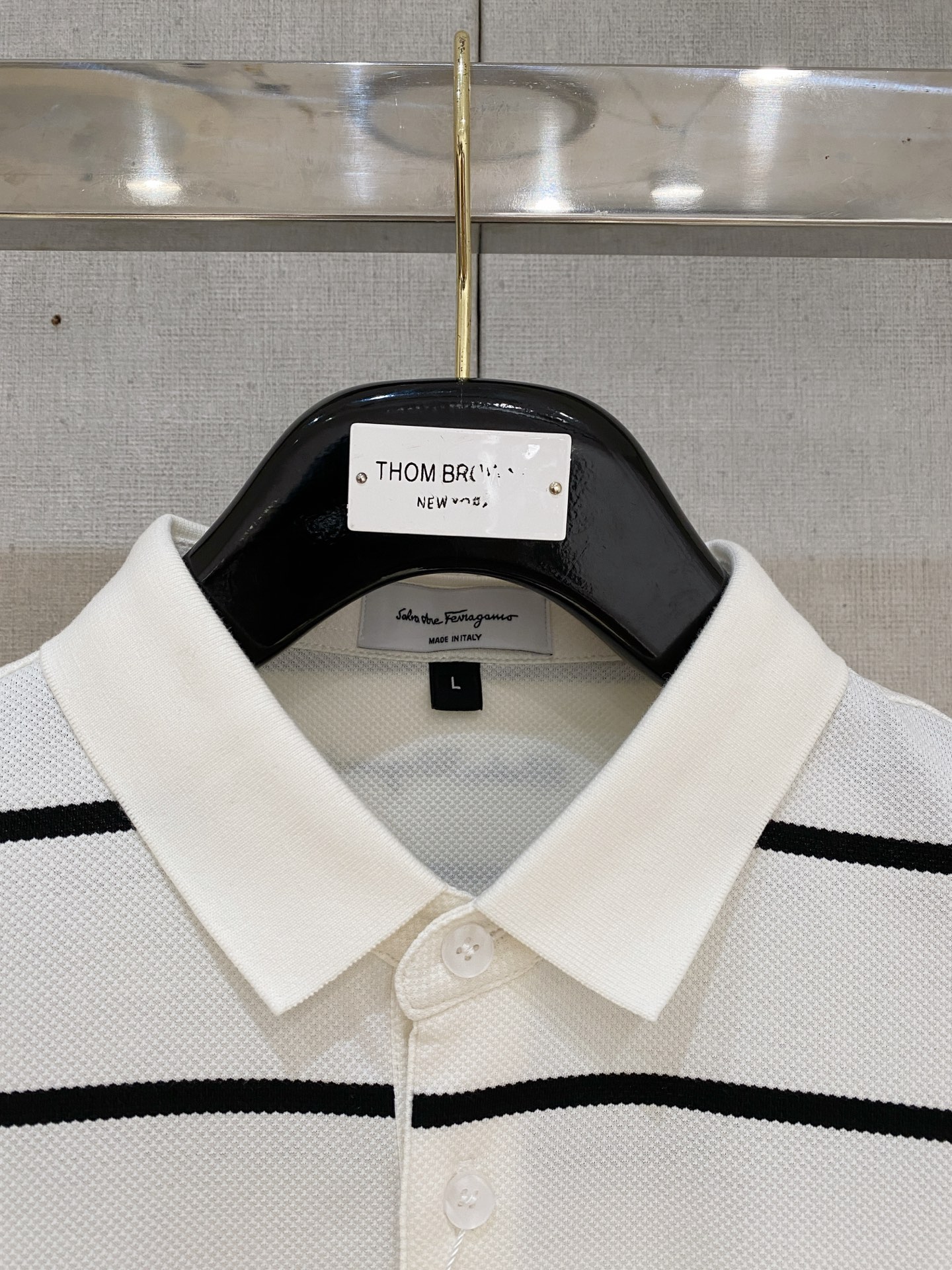 开春新品  菲拉格慕 𝟏𝟎𝟎%新疆长绒棉 面料柔软舒适透气
𝟮𝟬𝟮𝟰 夏季 限量款短袖Polo系列
𝗦𝗜