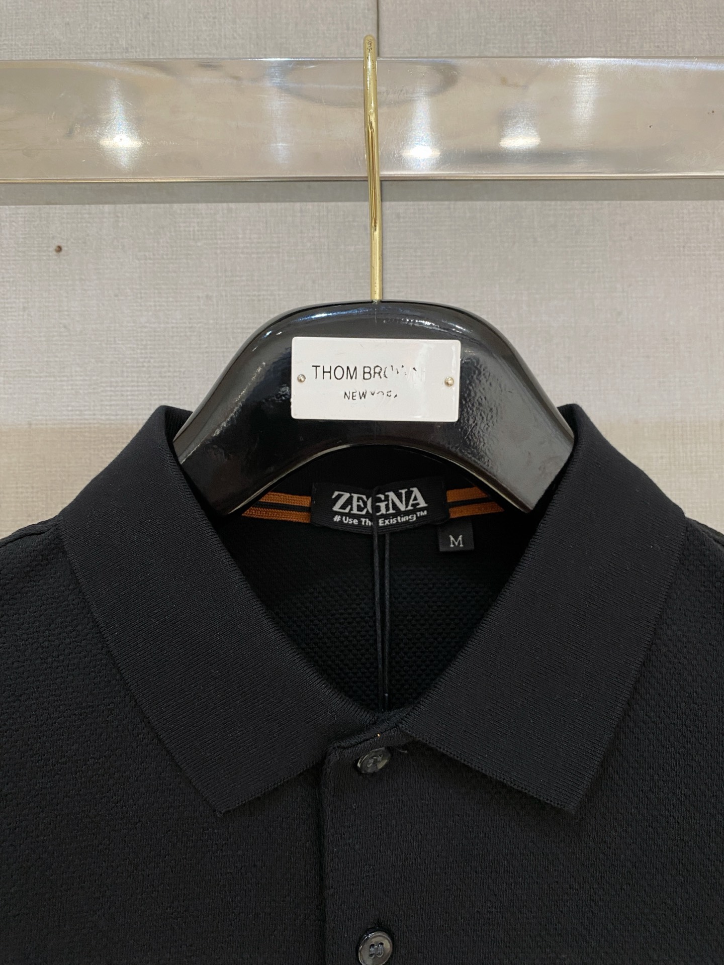 开春新品  杰尼亚 𝟏𝟎𝟎%新疆长绒棉 面料柔软舒适透气
𝟮𝟬𝟮𝟰 夏季 限量款短袖Polo系列
𝗦𝗜𝗭
