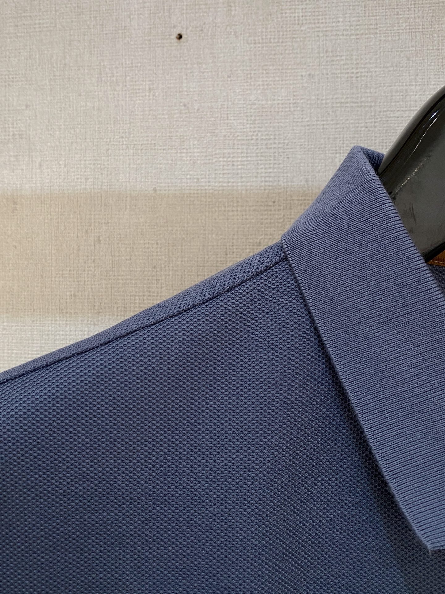 开春新品  巴宝莉 𝟏𝟎𝟎%新疆长绒棉 面料柔软舒适透气
𝟮𝟬𝟮𝟰 夏季 限量款短袖Polo系列
𝗦𝗜𝗭