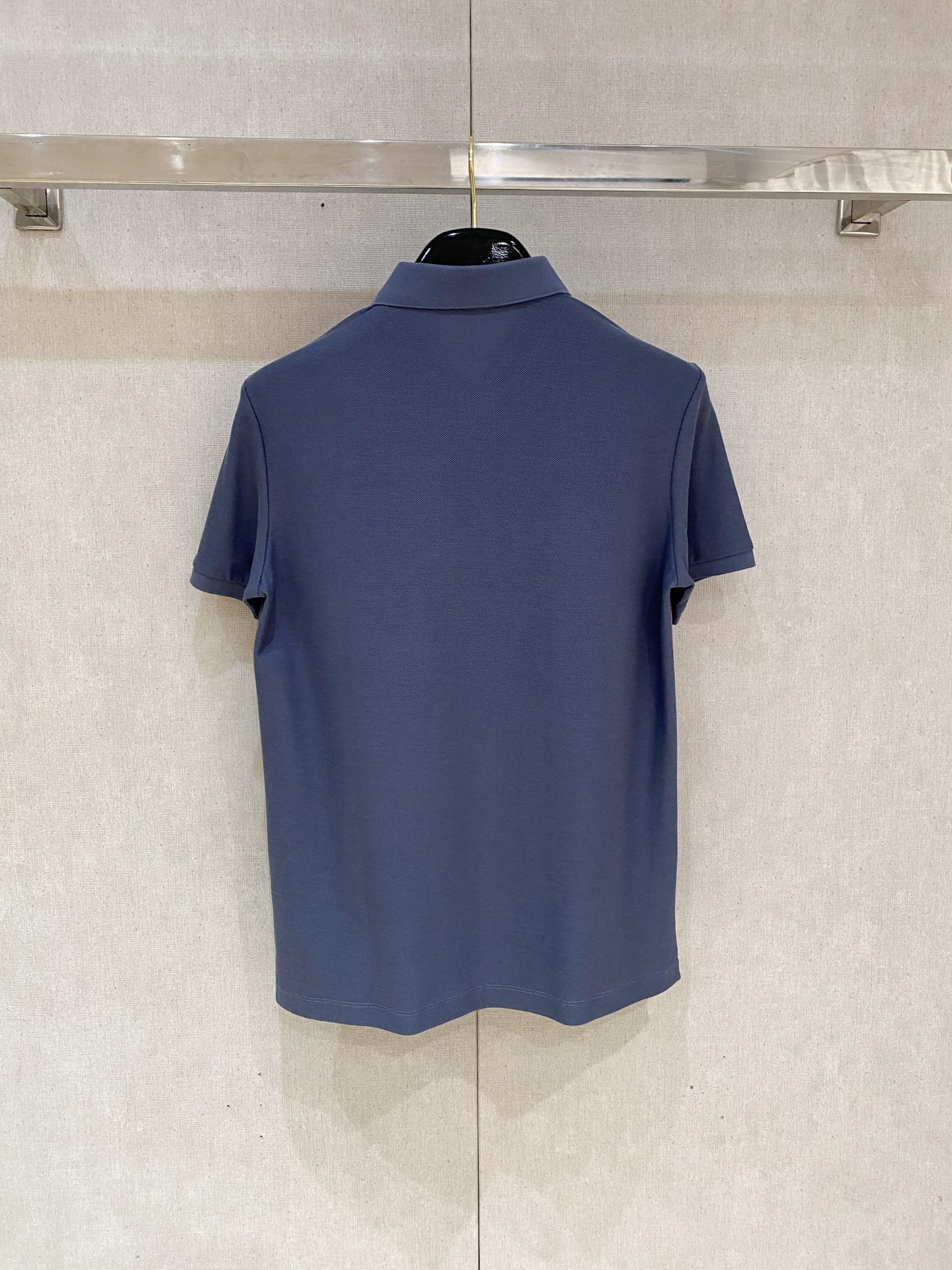 开春新品  巴宝莉 𝟏𝟎𝟎%新疆长绒棉 面料柔软舒适透气
𝟮𝟬𝟮𝟰 夏季 限量款短袖Polo系列
𝗦𝗜𝗭