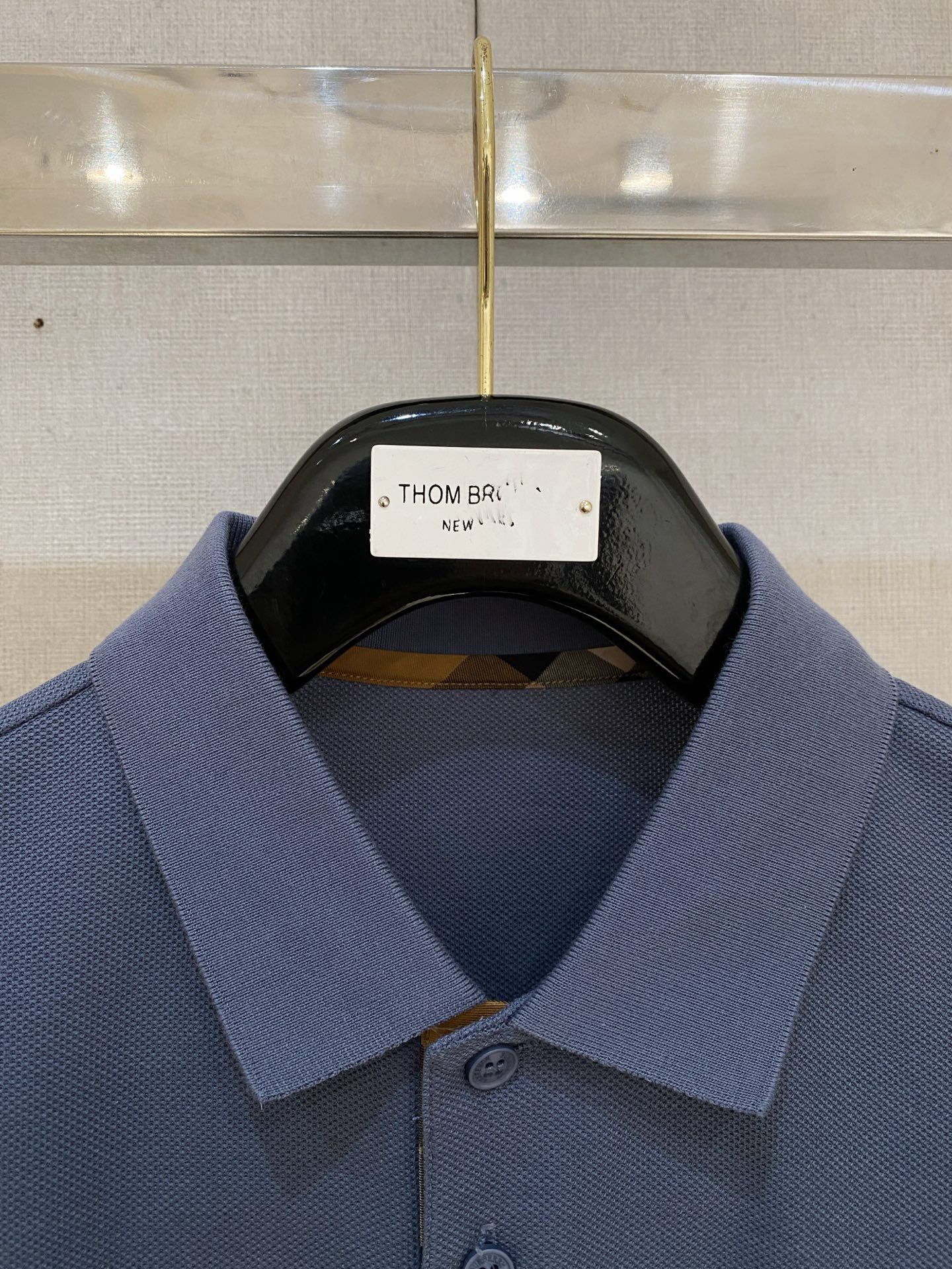 开春新品  巴宝莉 𝟏𝟎𝟎%新疆长绒棉 面料柔软舒适透气
𝟮𝟬𝟮𝟰 夏季 限量款短袖Polo系列
𝗦𝗜𝗭