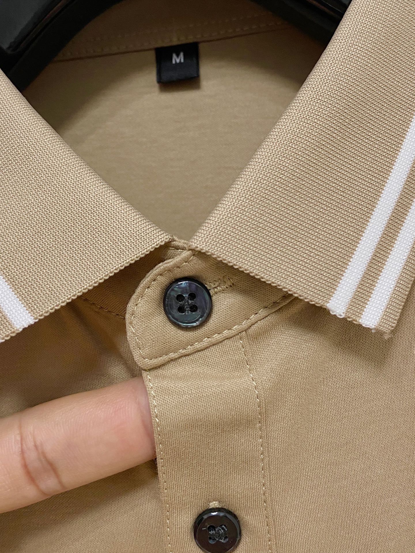 开春新品 Lv 𝟏𝟎𝟎%新疆长绒棉 面料柔软舒适透气𝟮𝟬𝟮𝟰 夏季 限量款短袖Polo系列𝗦𝗜𝗭𝗘：𝗠-