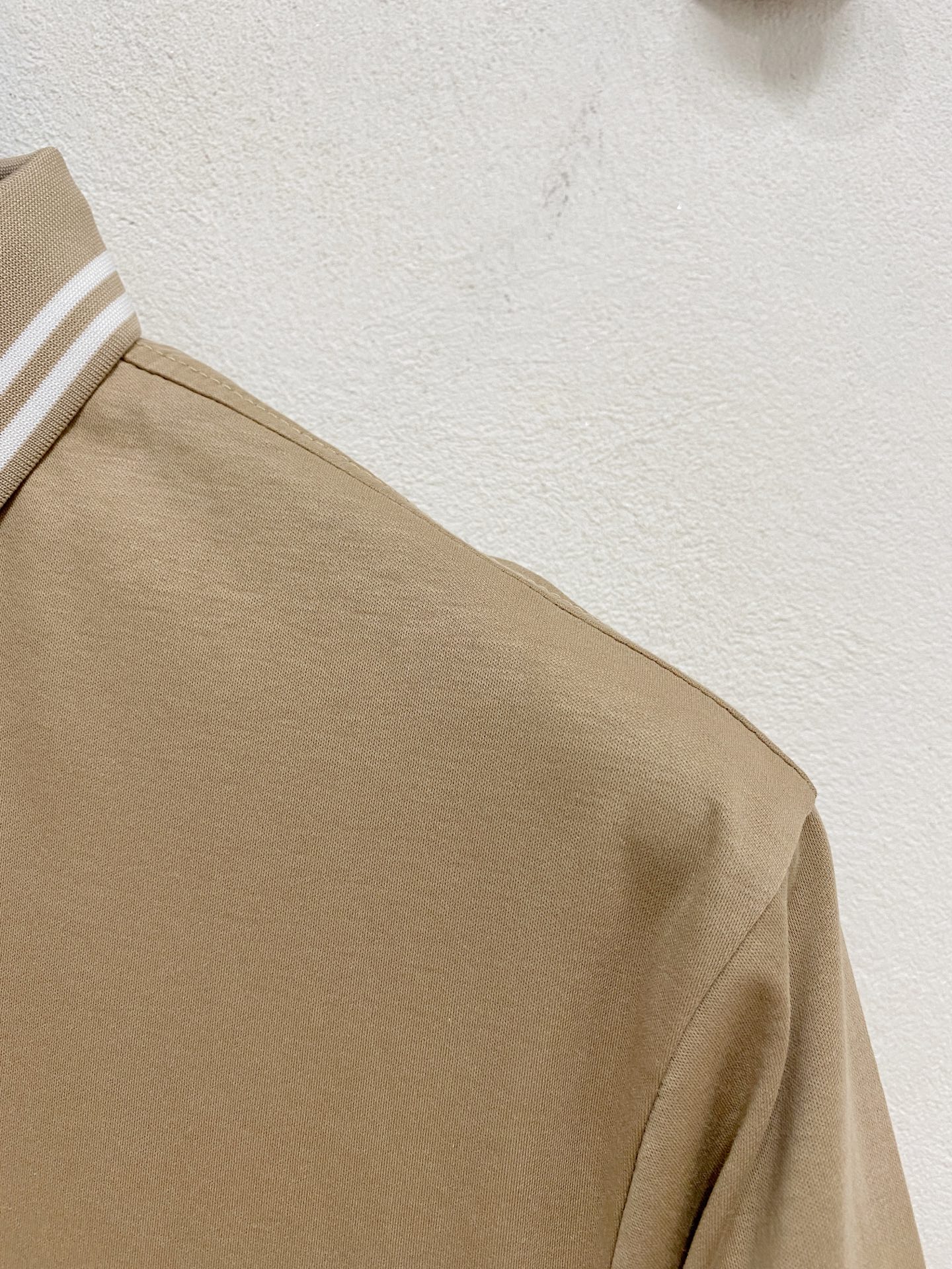 开春新品 Lv 𝟏𝟎𝟎%新疆长绒棉 面料柔软舒适透气𝟮𝟬𝟮𝟰 夏季 限量款短袖Polo系列𝗦𝗜𝗭𝗘：𝗠-