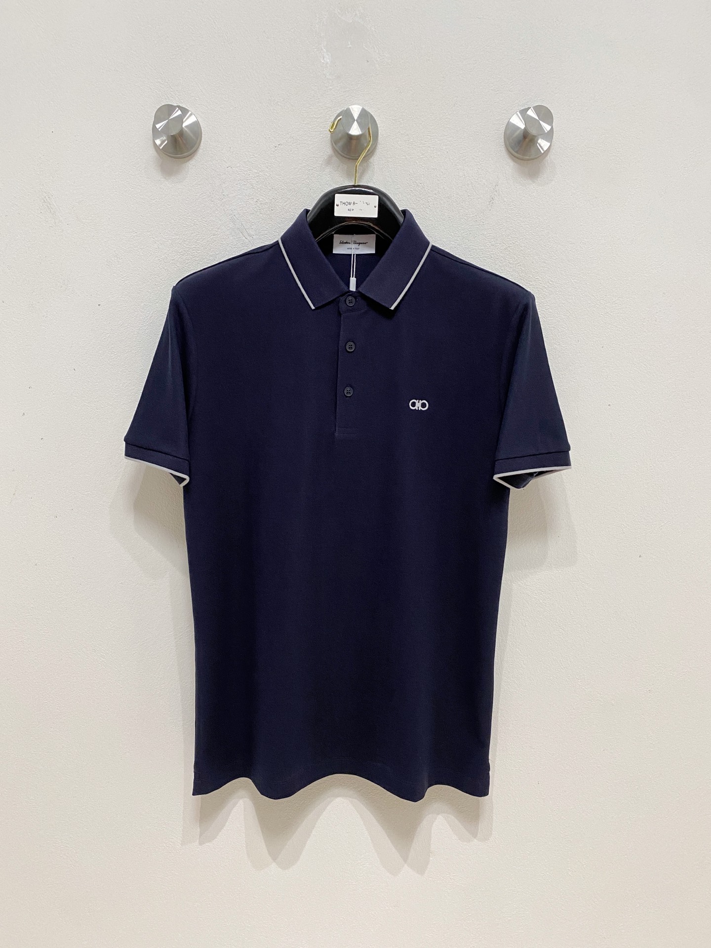 NO:904446,New products for spring Ferragamo Xinjiang long-staple cotton fabric is soft, comfortable and breathable 2026 summer limited edition short-sleeved Polo series -3xl,,ferragamo,T-shirt,19860909开春新品 菲拉格慕 新疆长绒棉 面料柔软舒适透气 2026 夏季 限量款短袖Polo系列 -3xl,,ferragamo,T-shirt,,Men's clothing